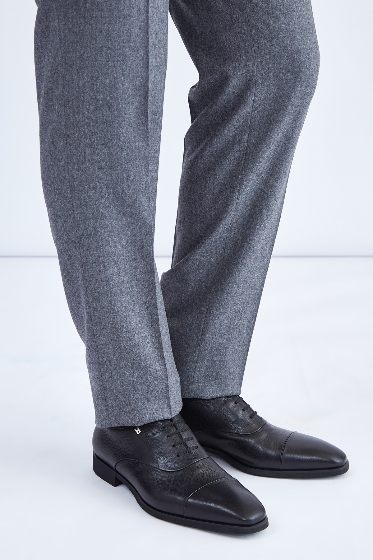 Классические туфли-оксфорды с литым логотипом бренда MORESCHI, цвет черный, размер 43.5 - фото 2