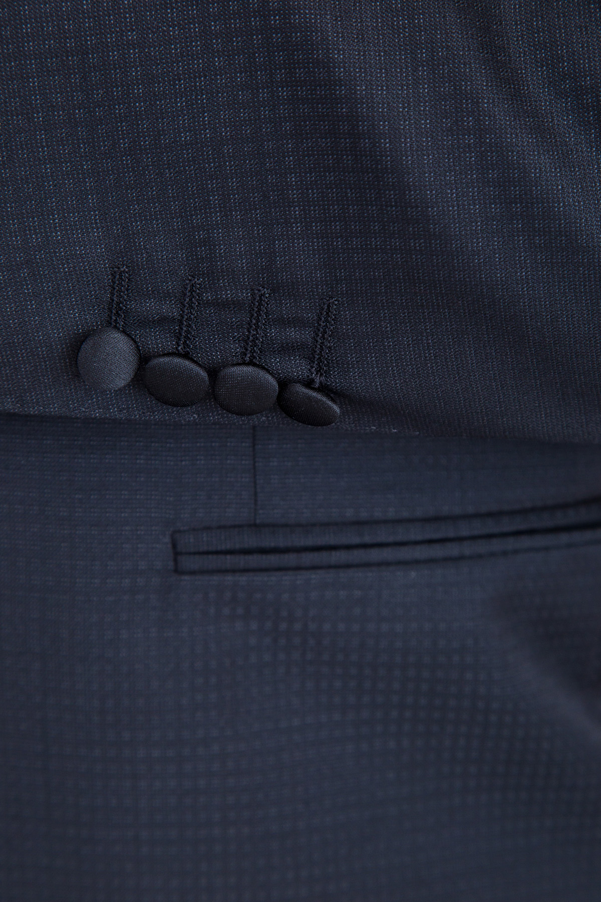 Костюм из шерстяной ткани с микро-принтом и атласной отделкой CANALI, цвет черный, размер 56 - фото 6