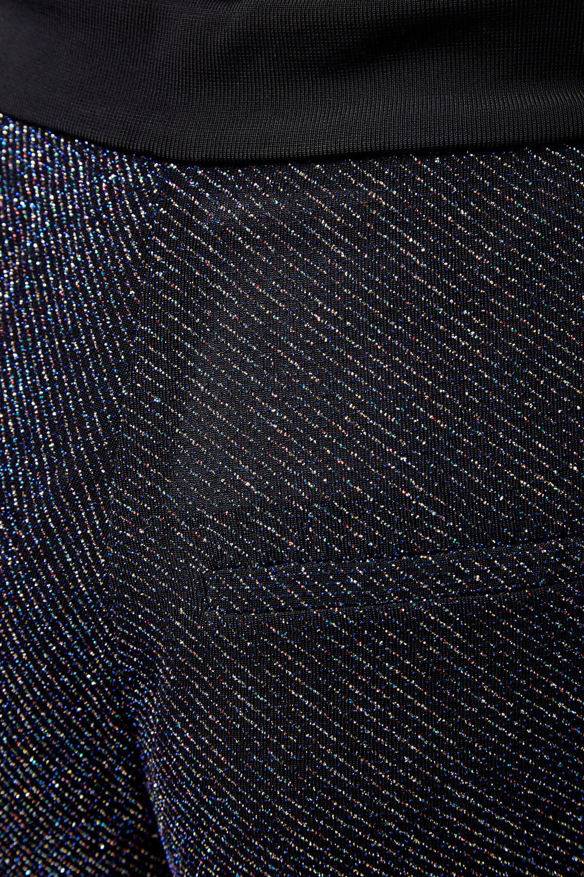 Широкие брюки из легкой ткани с нитями люрекса