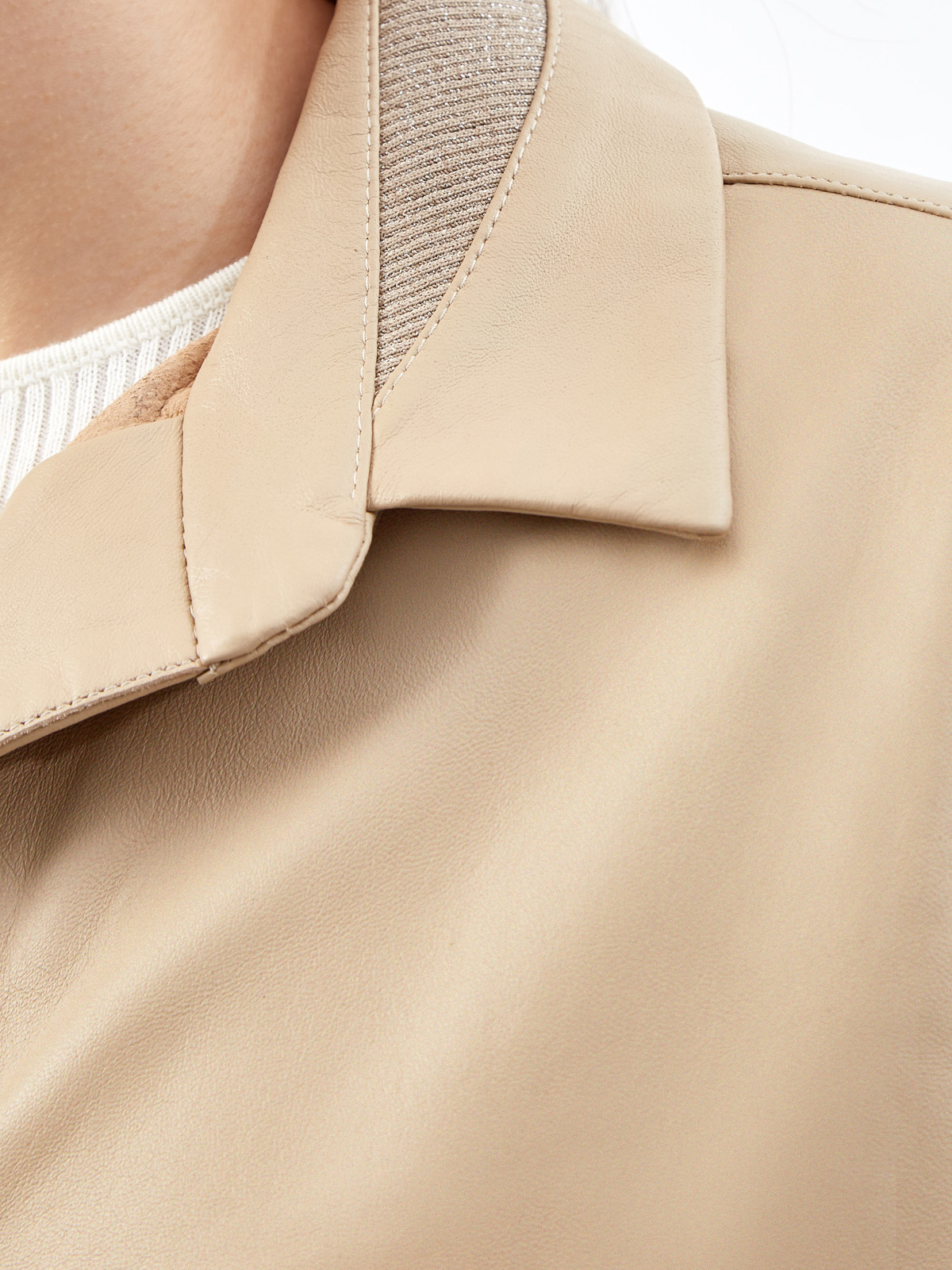 Куртка из мягкой кожи наппа с трикотажной отделкой ламе LORENA ANTONIAZZI, цвет бежевый, размер 42 - фото 5