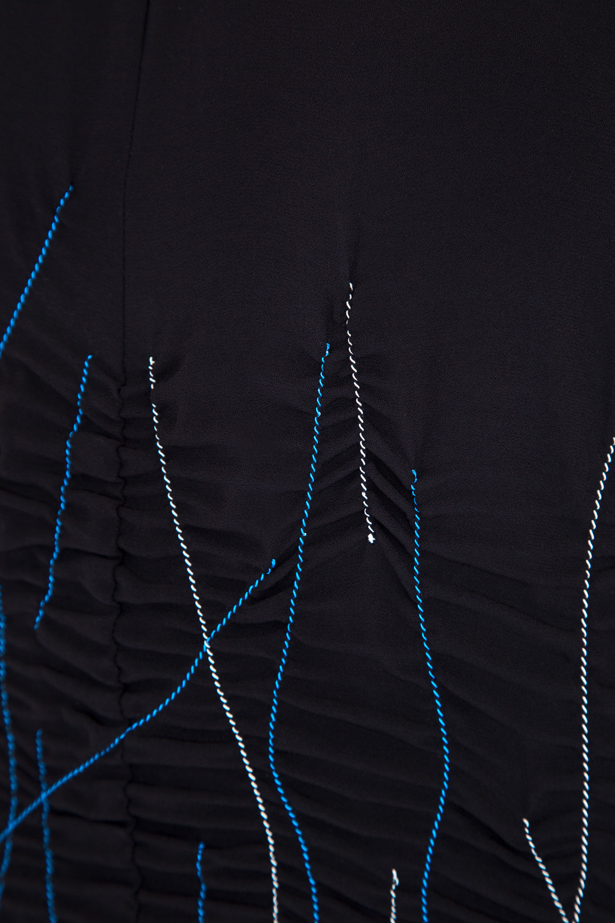 Платье из креп-сатина с асимметричным подолом и декоративной строчкой MARNI, цвет черный, размер 40;42;44 - фото 5