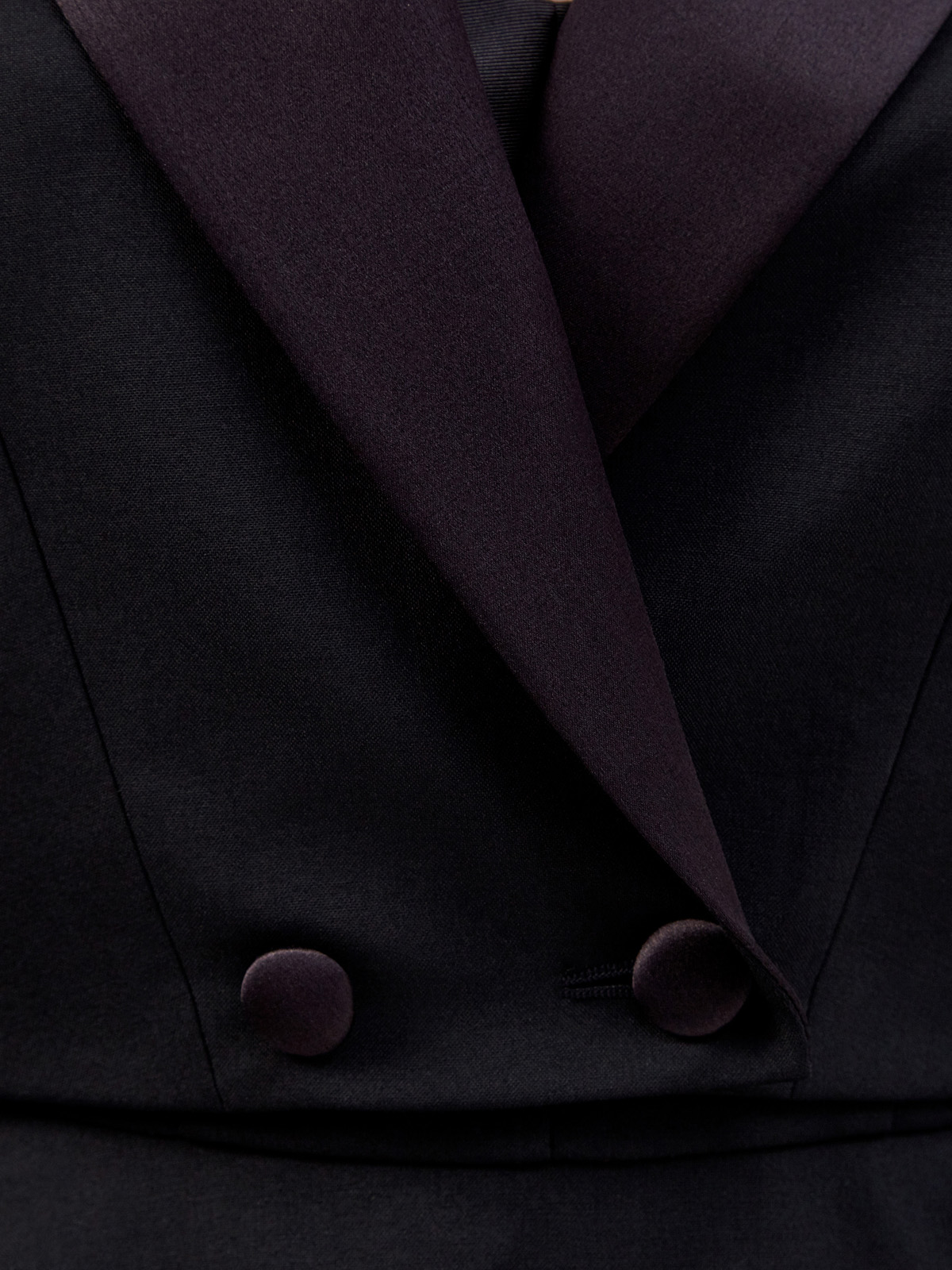 Укороченный жакет в стиле смокинга из гладкой шерсти Vika Gazinskaya, цвет черный, размер 42;40 - фото 5