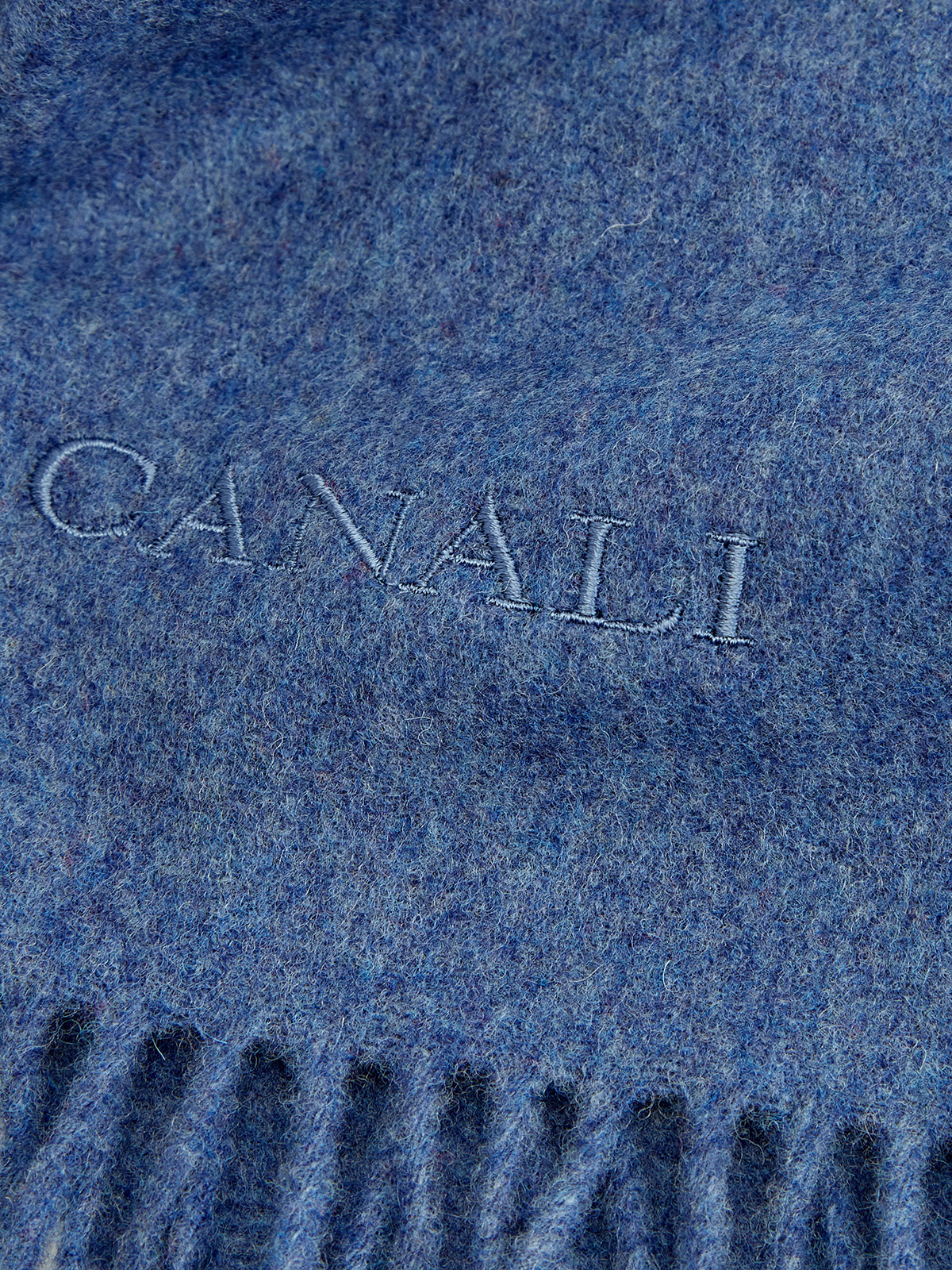 Шерстяной шарф с вышитым логотипом и бахромой CANALI, цвет синий, размер 41.5;44;45 - фото 2
