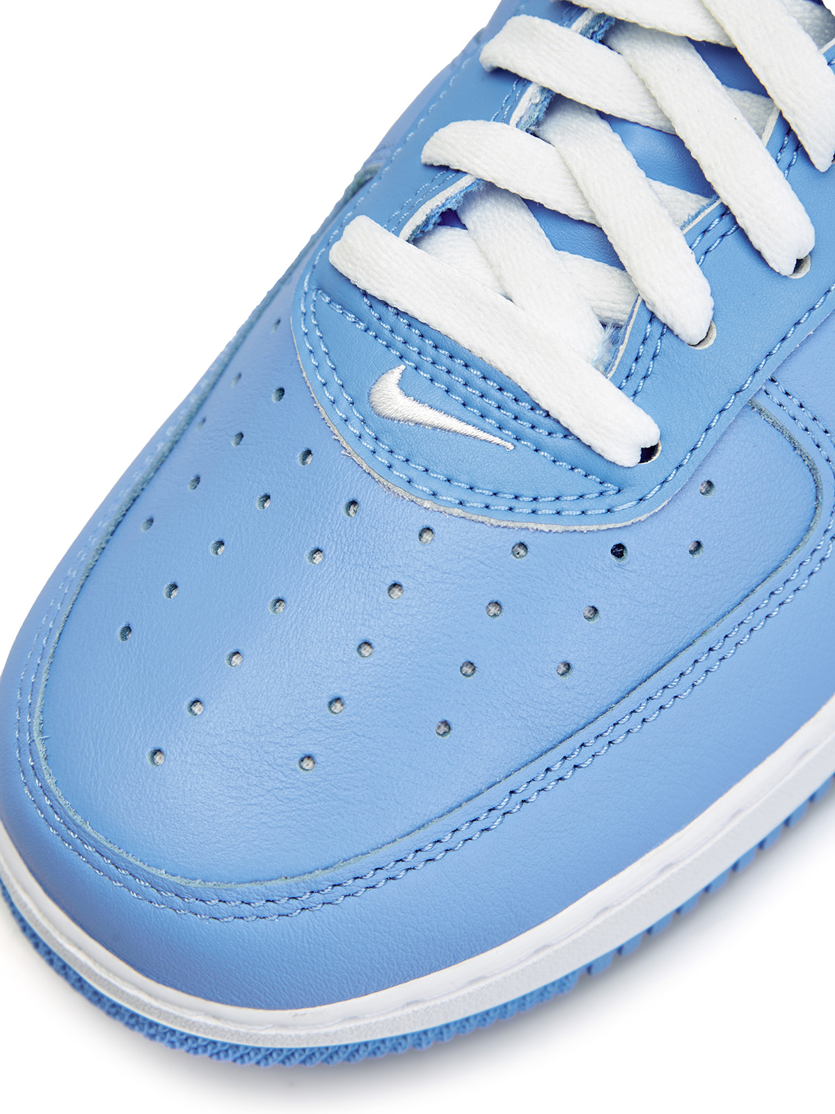Кроссовки Nike Air Force 1 Low Retro 'University Blue' Nike, цвет голубой, размер 45 - фото 5