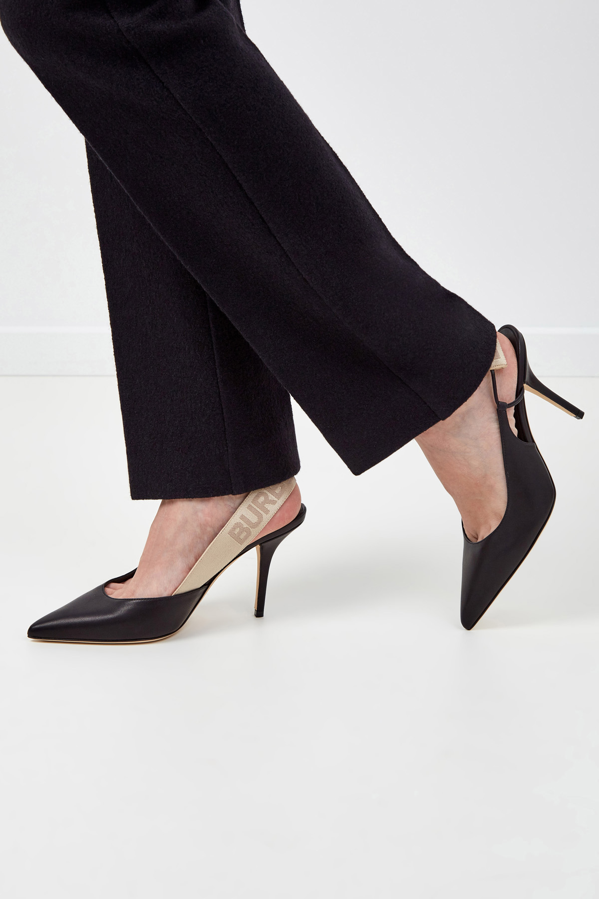 Туфли-лодочки из кожи ягненка с контрастными лентами BURBERRY, цвет черный, размер 37.5 - фото 2