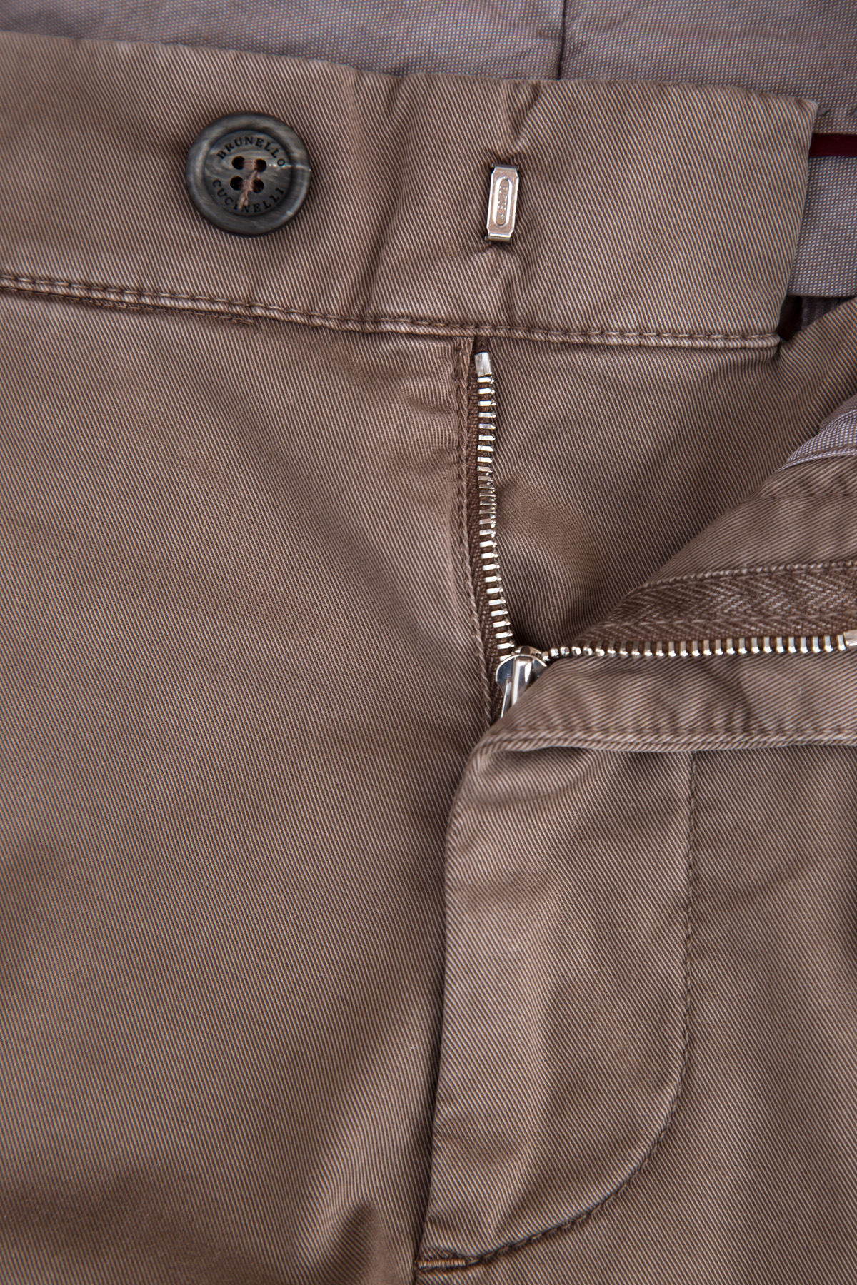 Брюки-карго комфортного кроя leisure с накладными карманы BRUNELLO CUCINELLI, цвет коричневый, размер 54 - фото 5