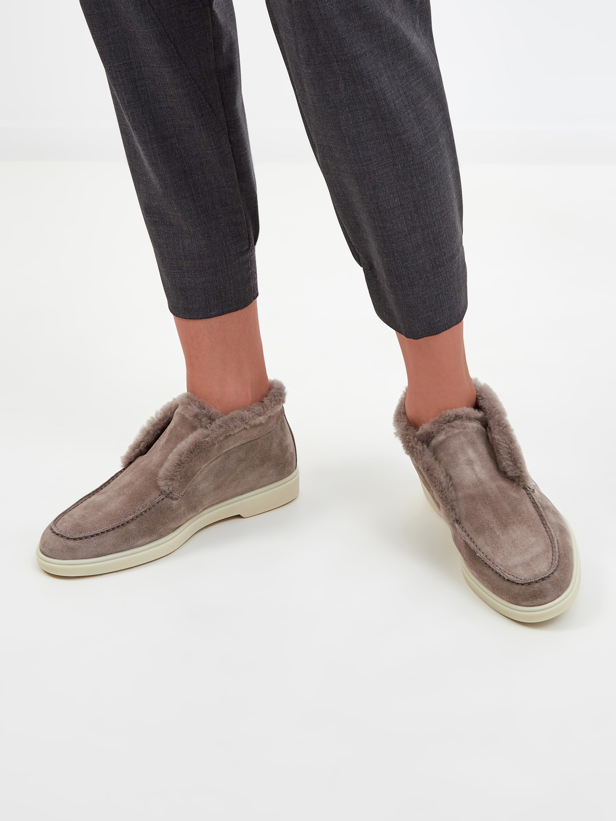 Утепленные мехом ботинки из замши SANTONI, цвет бежевый, размер 39;38.5 - фото 2