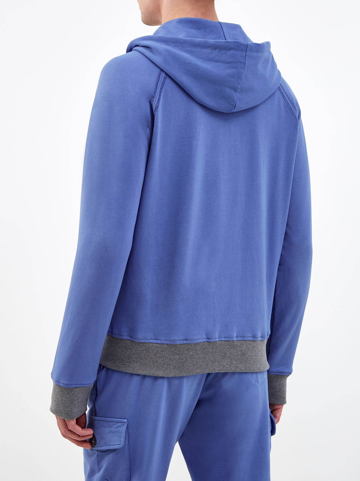 Хлопковая толстовка с контрастными вставками и капюшоном CAPOBIANCO, цвет голубой, размер 52;58;60;56;48 - фото 4