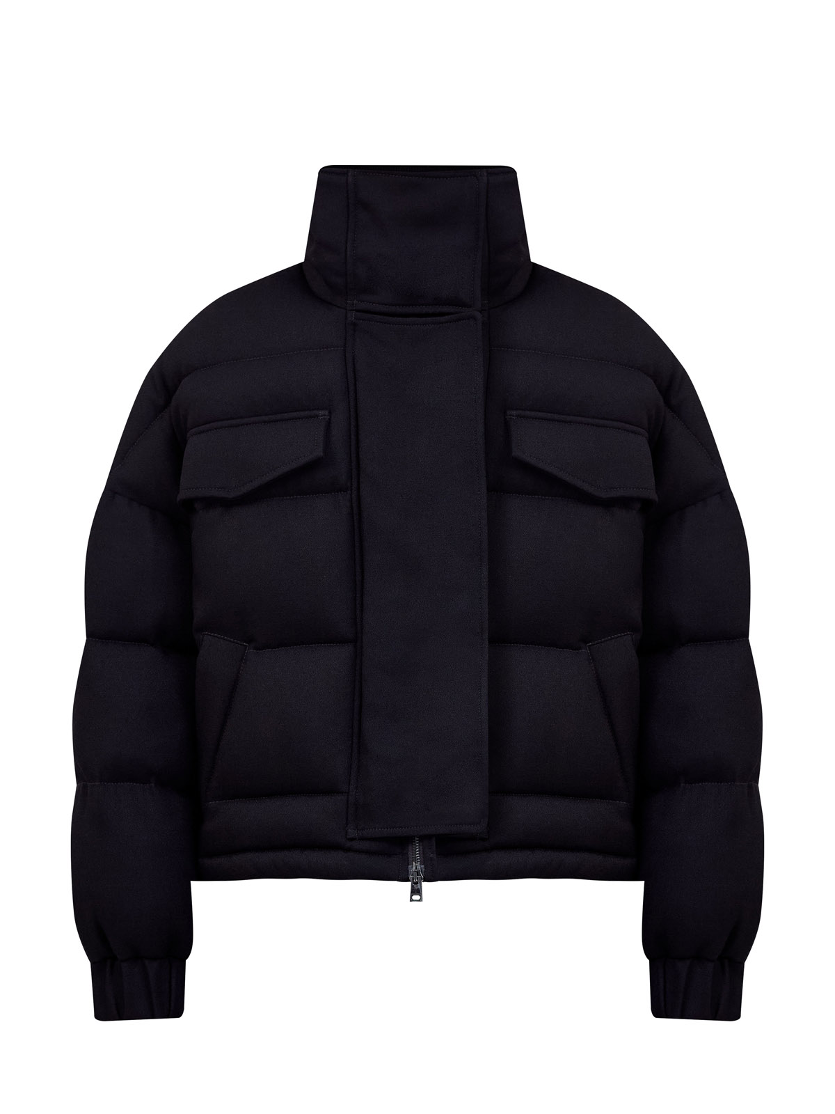 Объемная стеганая куртка из вискозы с трикотажным воротом 188010₽