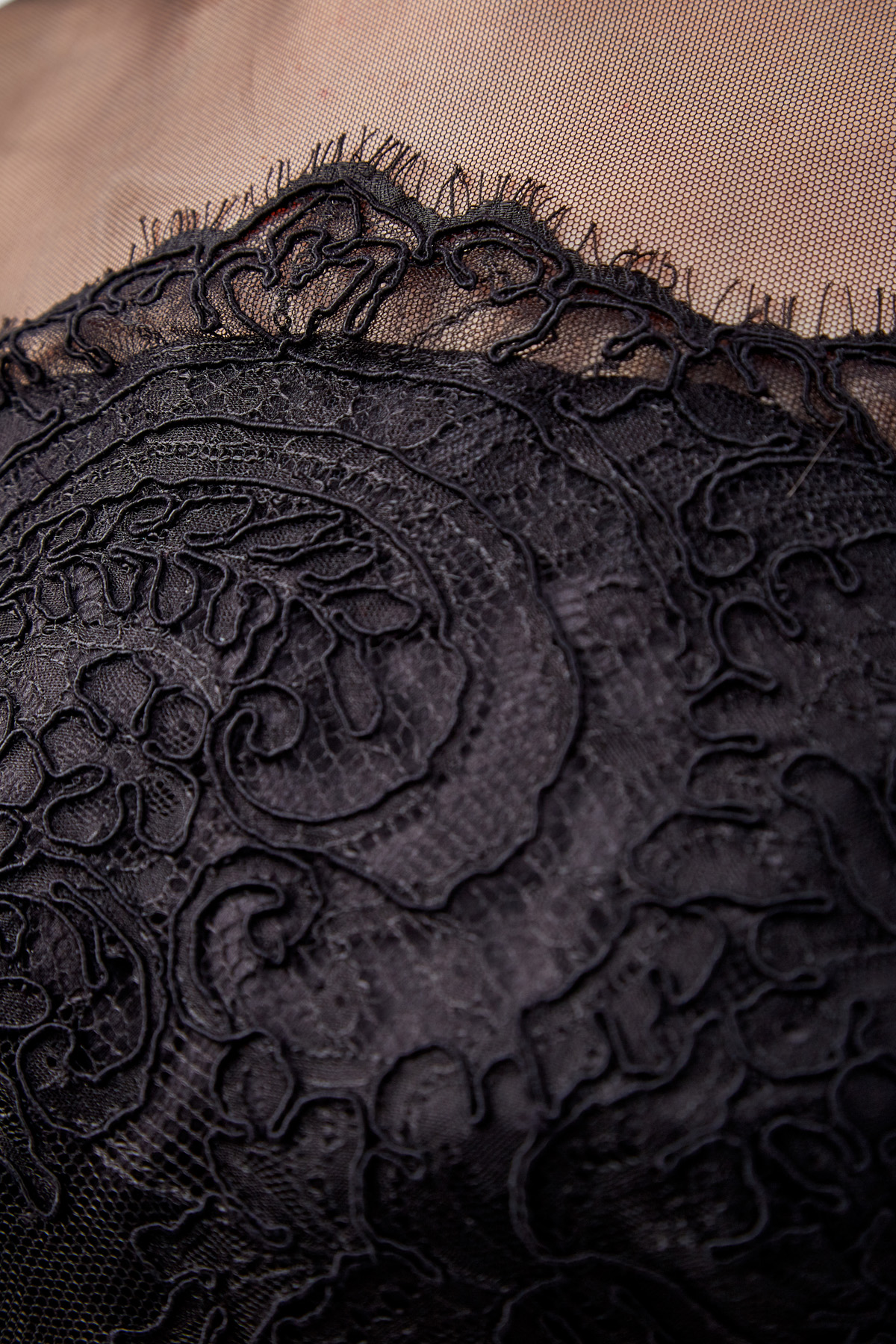 Платье ручной работы из вуали и атласа ERMANNO SCERVINO, цвет черный, размер 40 - фото 5