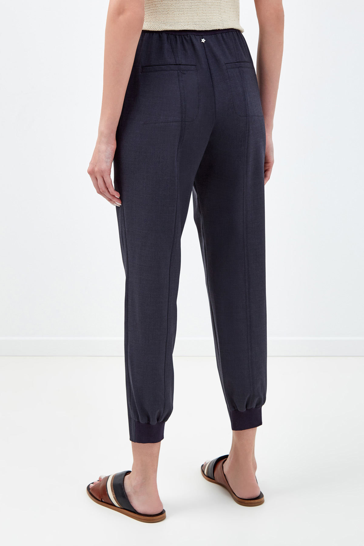 Укороченные шерстяные брюки с трикотажным поясом LORENA ANTONIAZZI, цвет серый, размер 38;40 - фото 4