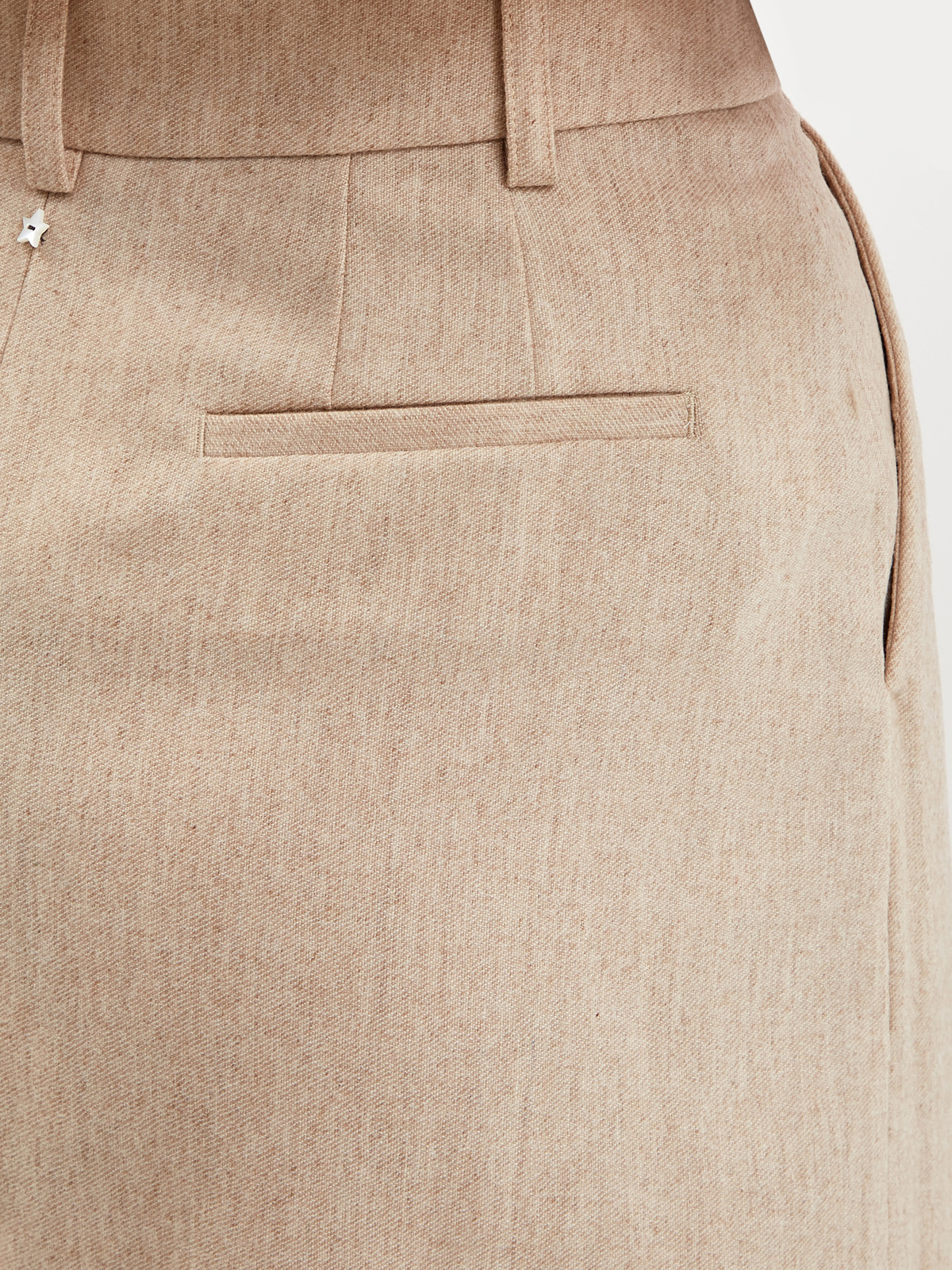 Удлиненные шорты из шерсти с заложенными складками LORENA ANTONIAZZI, цвет бежевый, размер 38;40;42 - фото 6