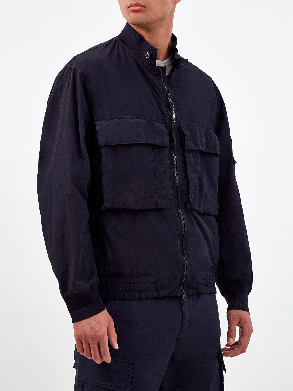 Куртка из окрашенного вручную нейлона Flatt Nylon с макро-карманами C.P.COMPANY, цвет синий, размер M;XL;L - фото 3