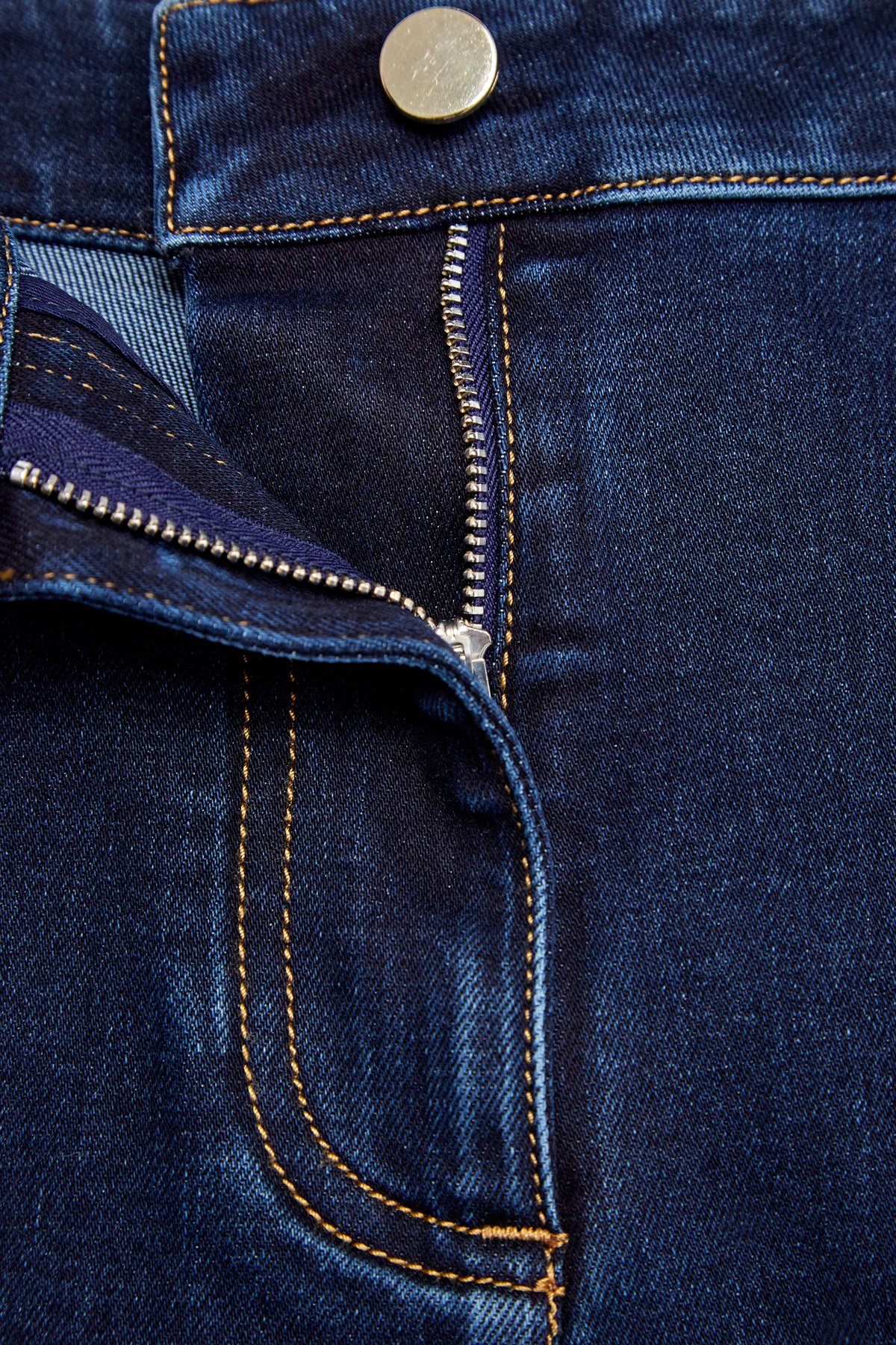 Джинсовые шорты с литой символикой VALENTINO, цвет синий, размер 40;38 - фото 7