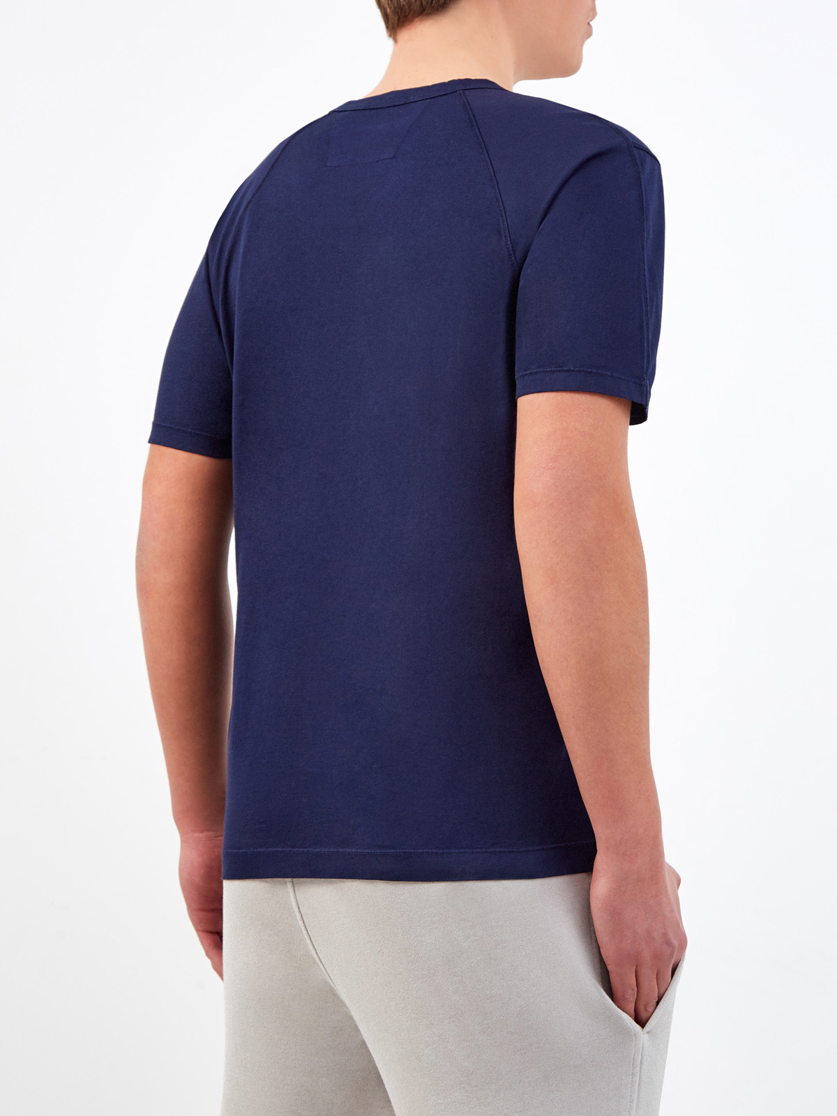 Однотонная футболка из хлопка джерси с логотипом C.P.COMPANY, цвет синий, размер 46;48;50;52;54;56 - фото 4