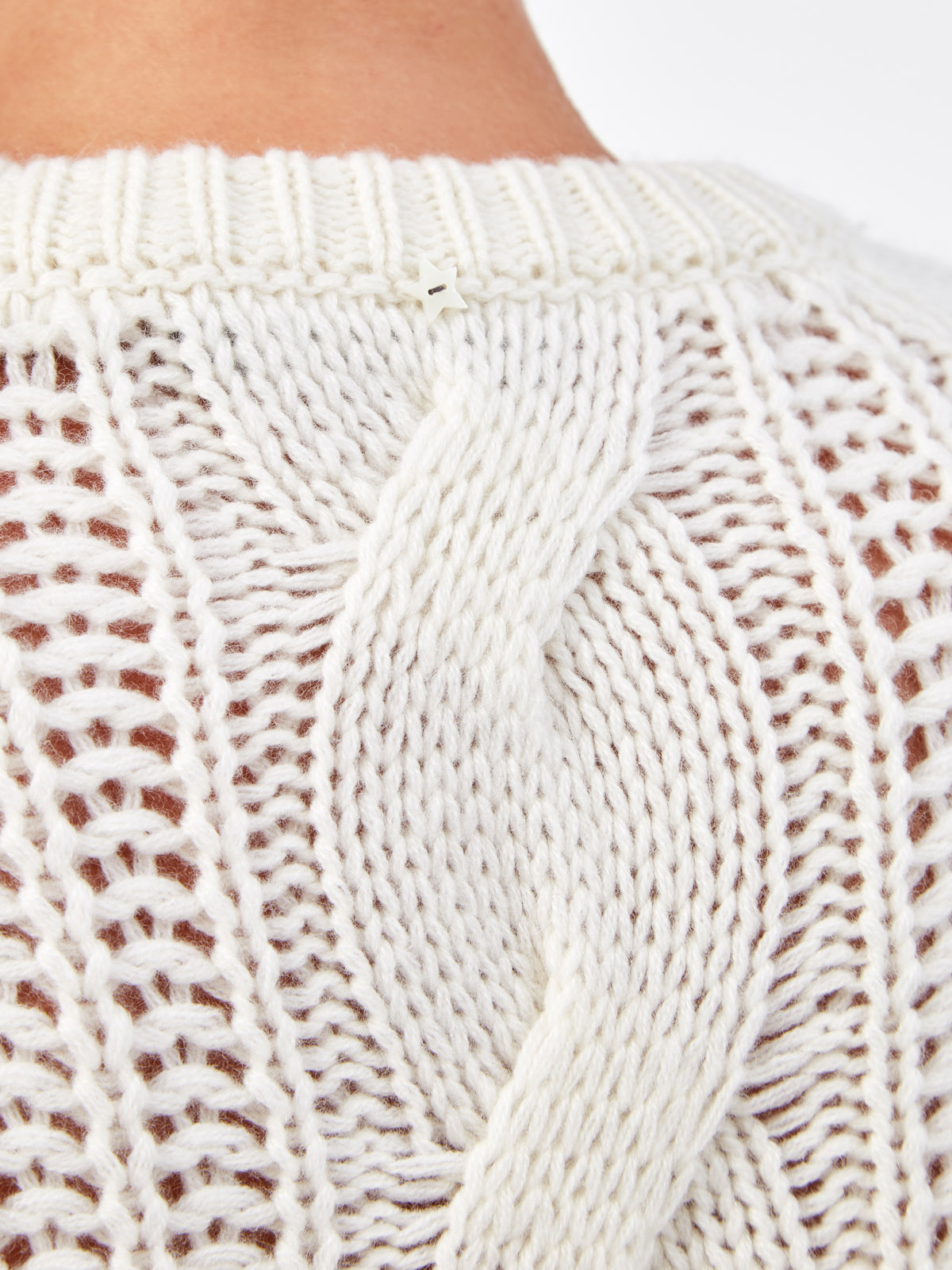 Джемпер из мягкой кашемировой пряжи узорной вязки LORENA ANTONIAZZI, цвет белый, размер 40;42;44 - фото 5
