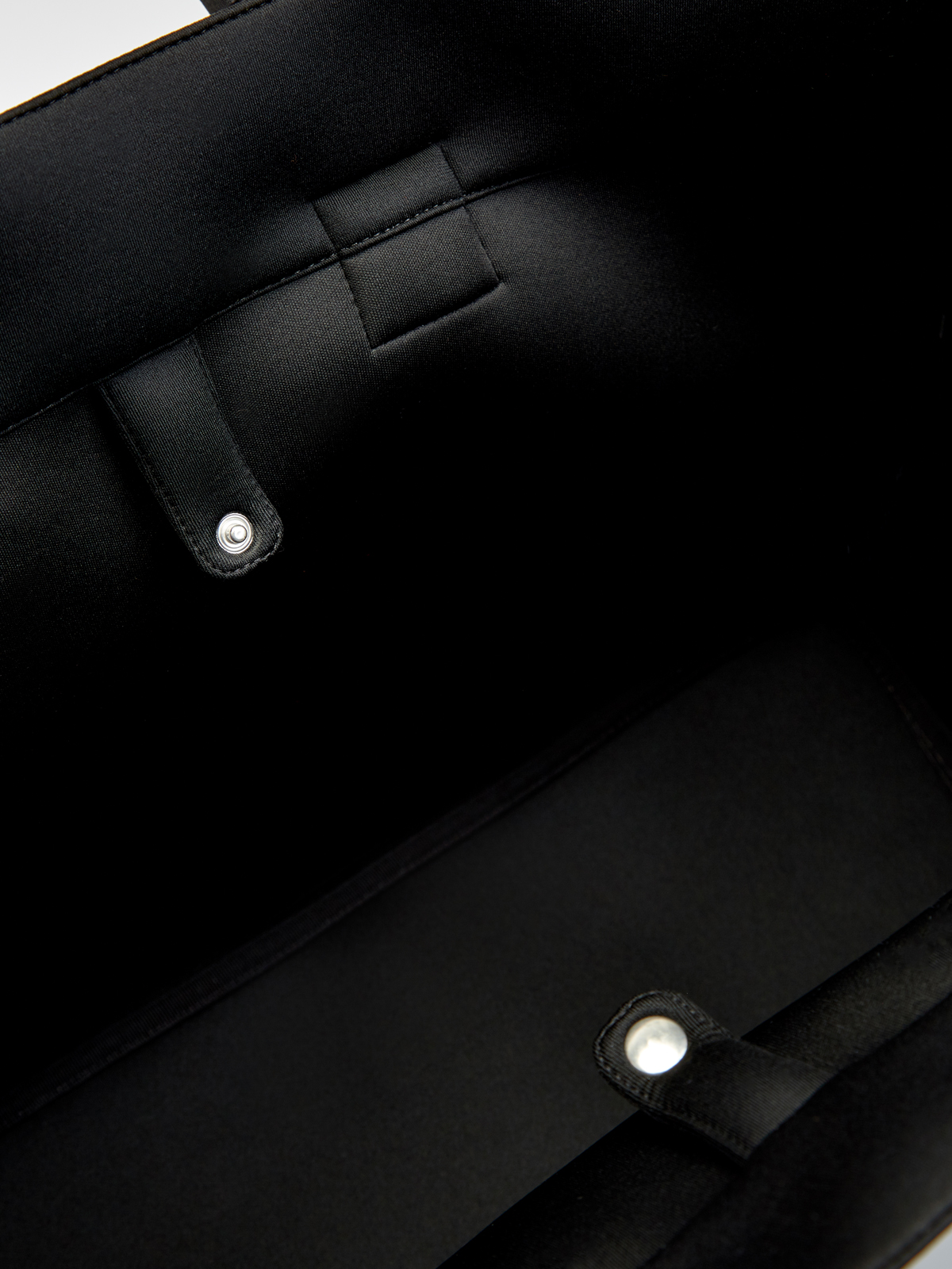 Вместительная сумка-шоппер с декором из стразов FISICO, цвет черный, размер M - фото 6