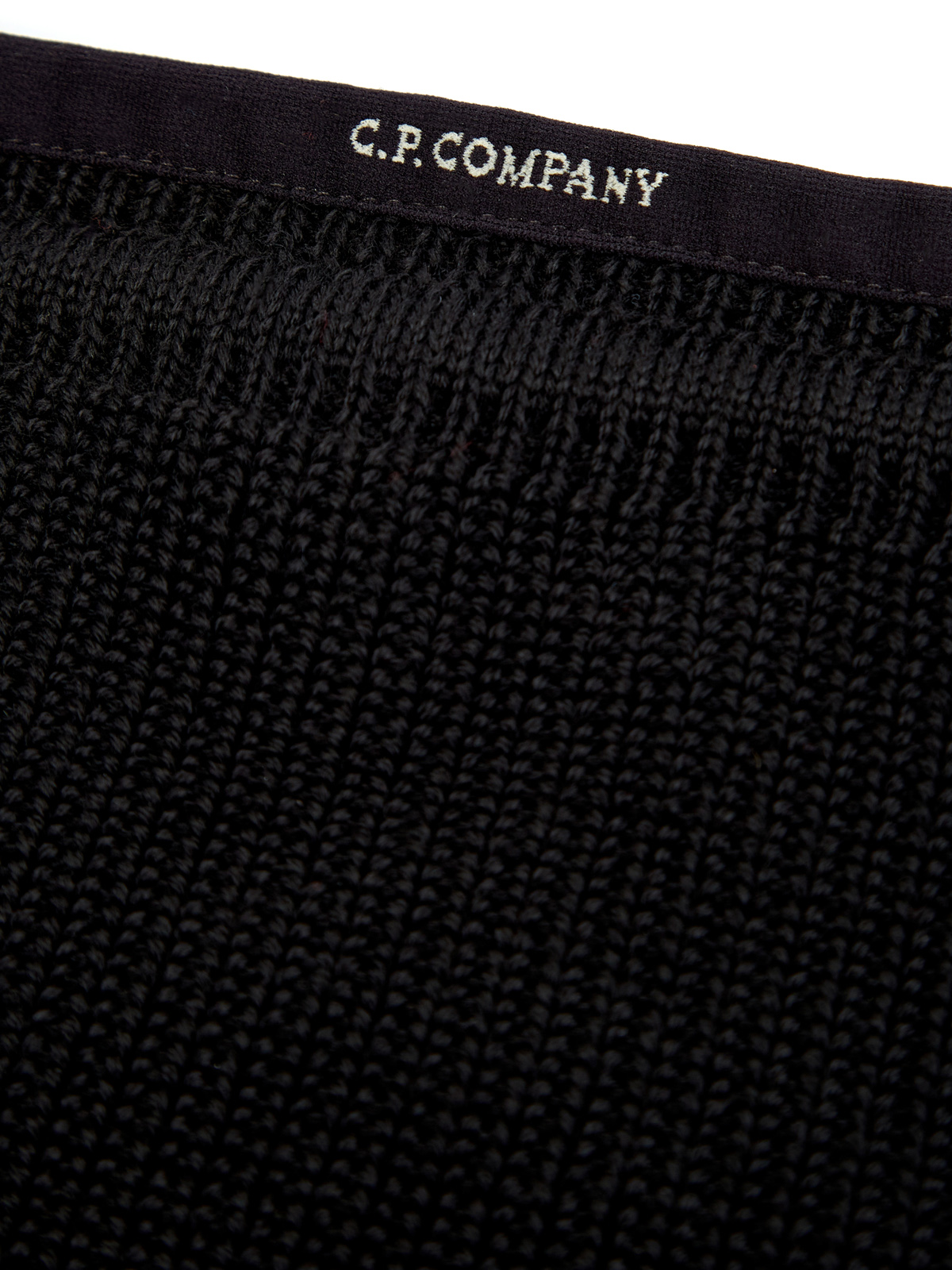 Регулируемый шарф-снуд из шерсти мериноса с логотипом C.P.COMPANY, цвет черный, размер 46;48;50;52;54;56 - фото 3