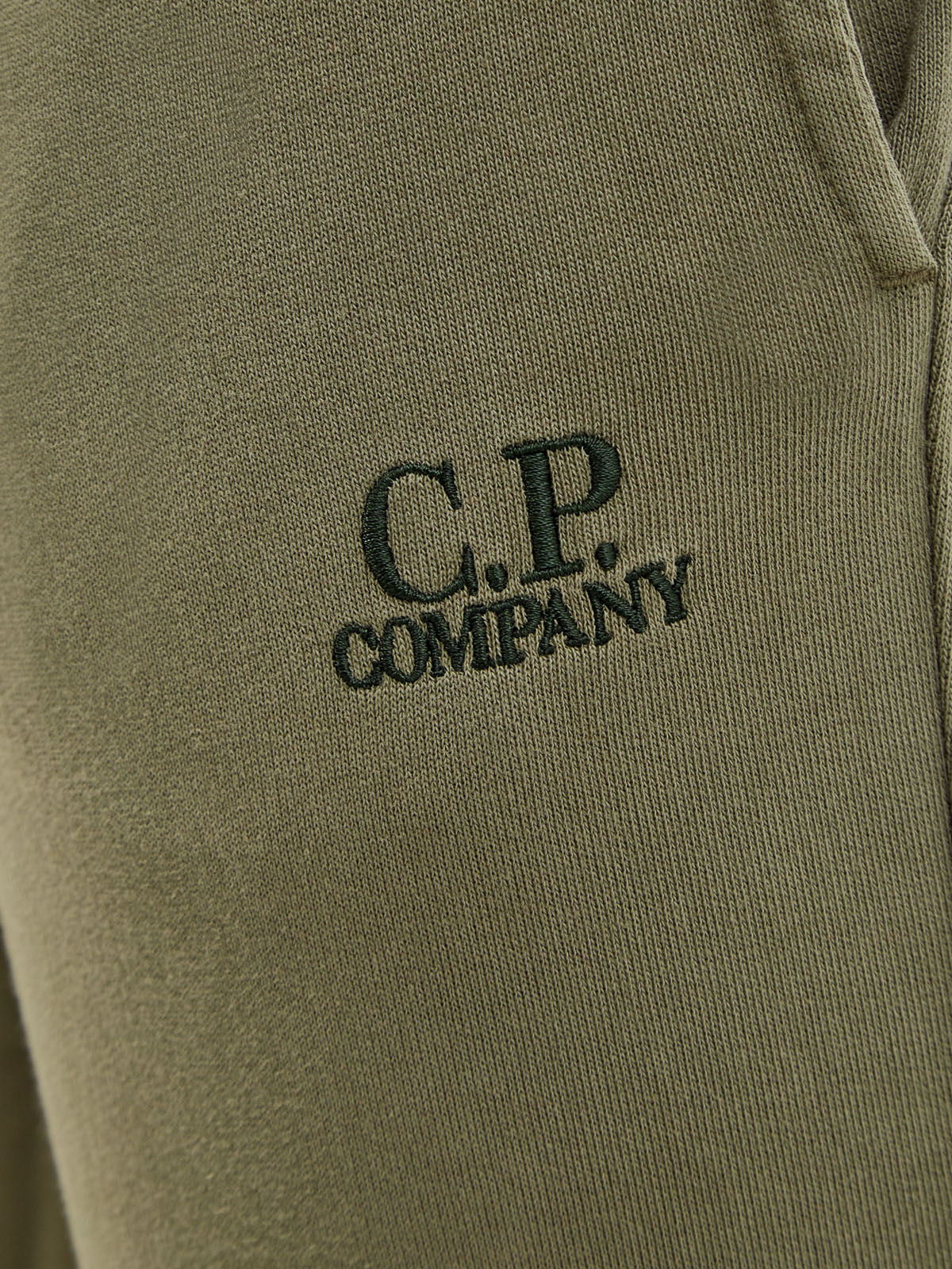 Джоггеры из хлопка Resist Dyeing с вышитой символикой C.P.COMPANY, цвет зеленый, размер S;M;XL - фото 5