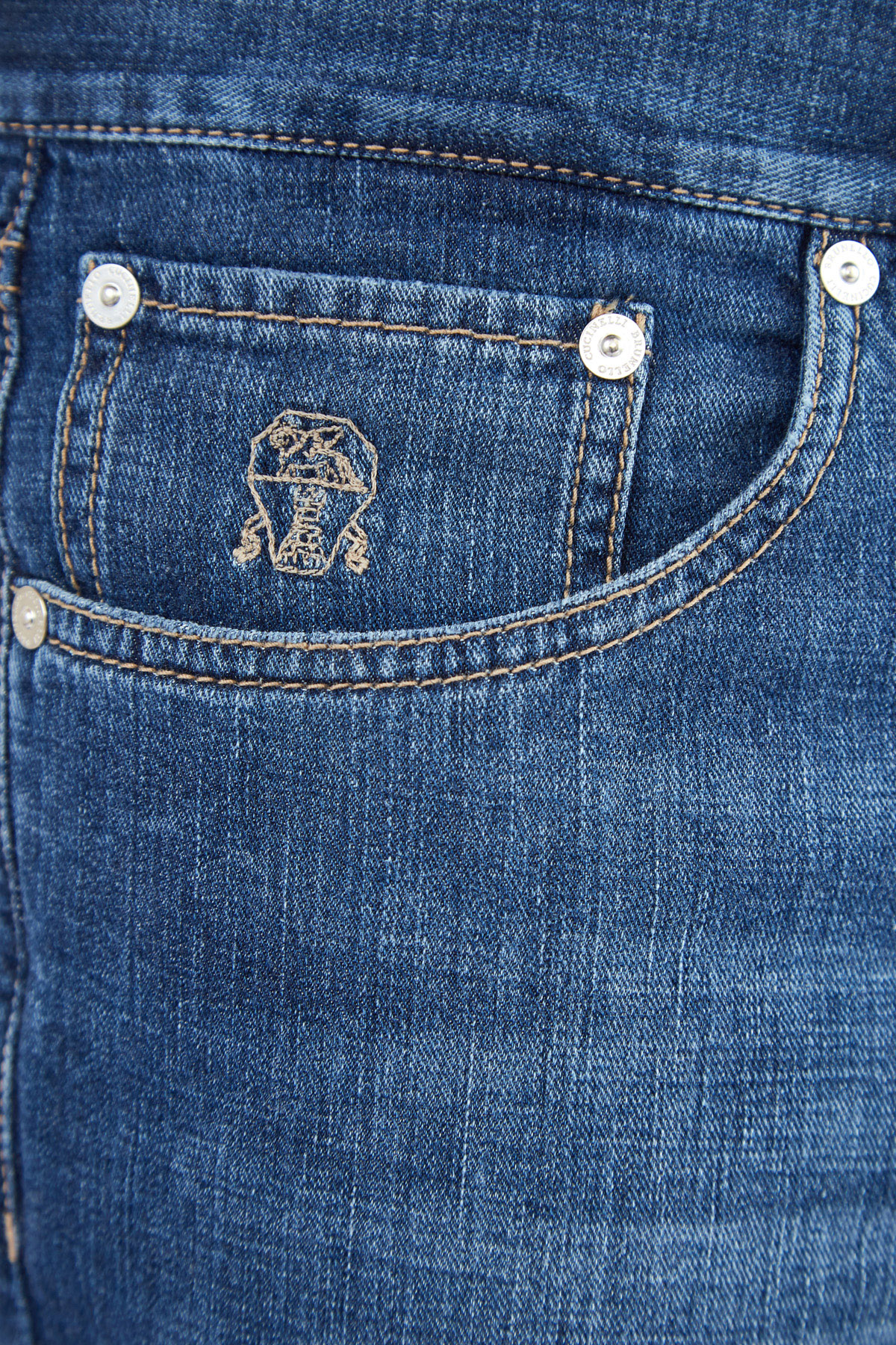 Прямые джинсы из японского денима с выбеленным эффектом BRUNELLO CUCINELLI, цвет синий, размер 56 - фото 6