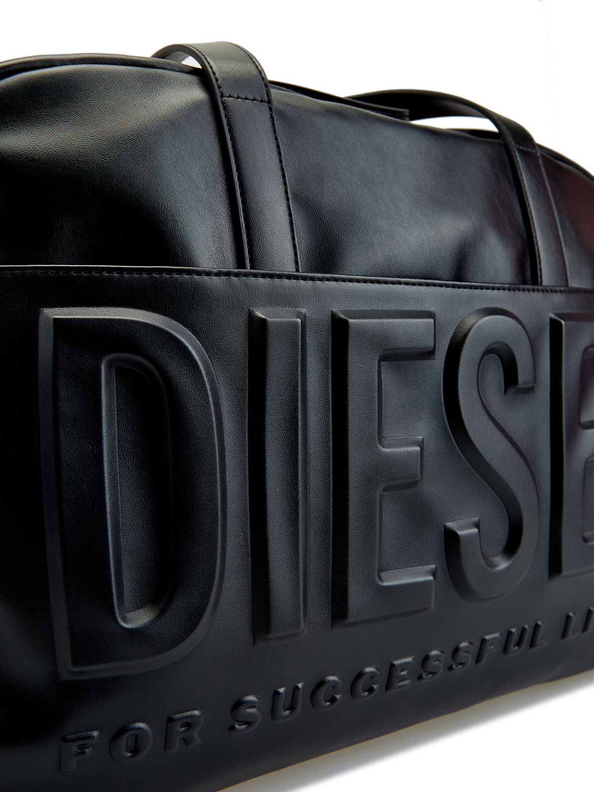 Дорожная сумка из гладкой эко-кожи с фактурным логотипом DIESEL, цвет черный, размер 40;41;42;43;44;45 - фото 5