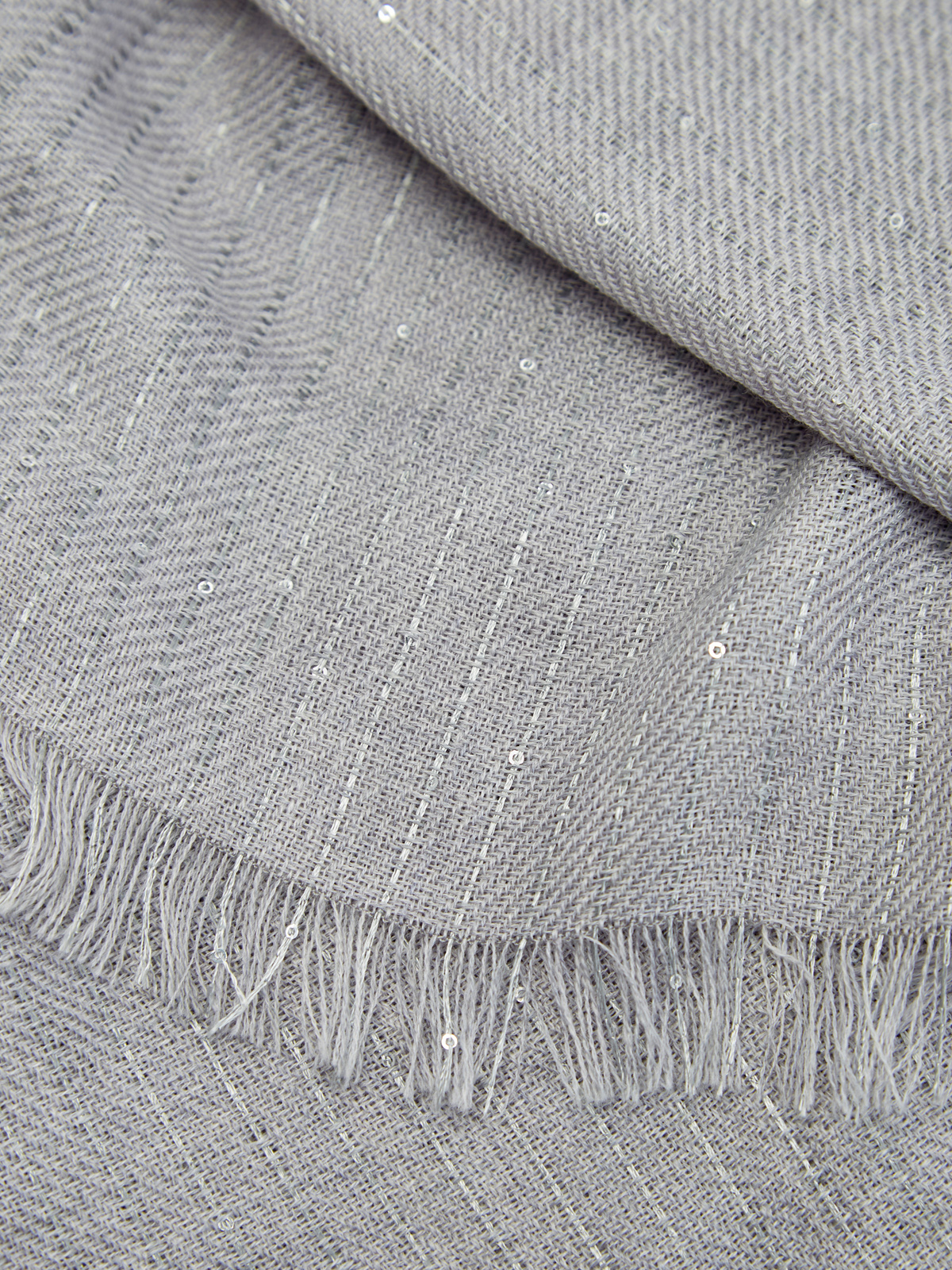 Палантин из тонкой шерсти с миниатюрными пайетками FABIANA FILIPPI, цвет серый, размер 37;37.5;38;38.5;40 - фото 2