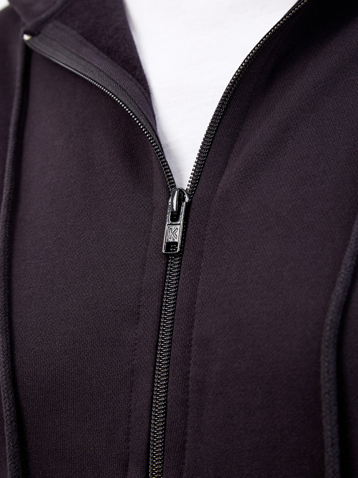 Толстовка в спортивном стиле из эластичного хлопкового футера