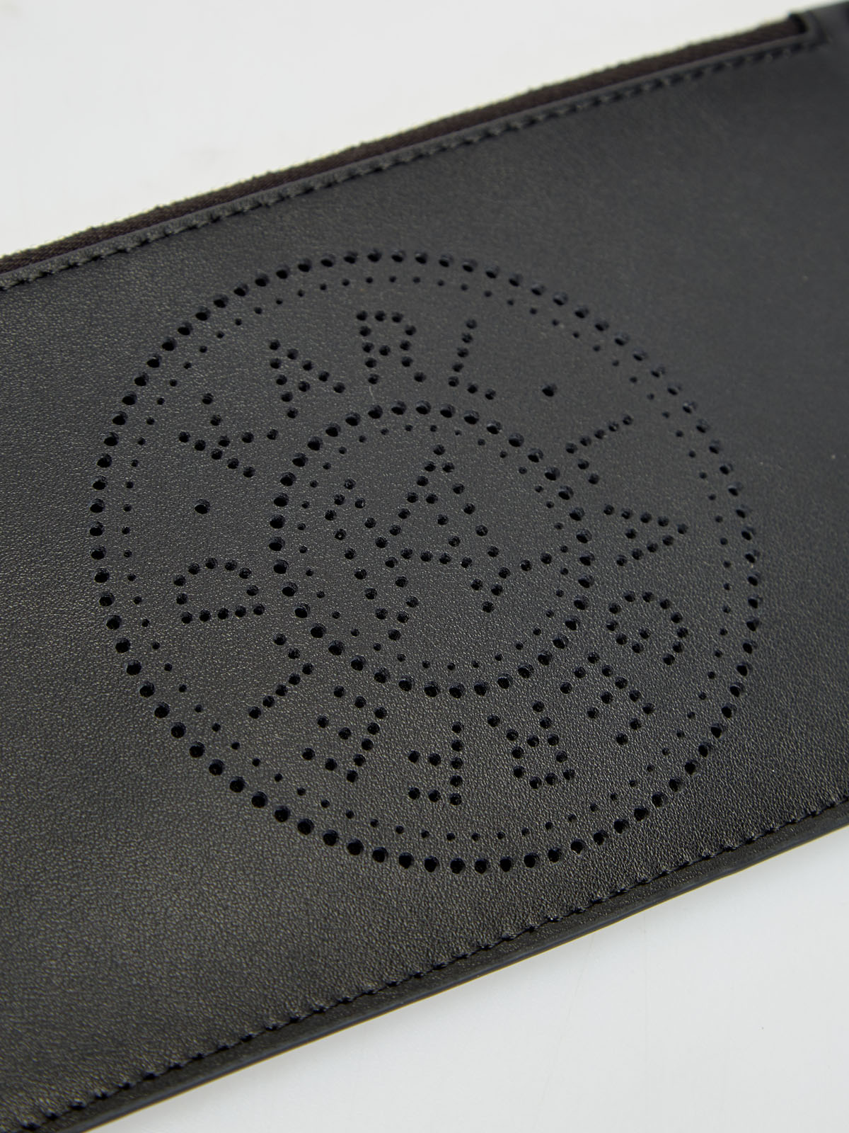 Кожаный кошелек K/Circle на молнии с перфорацией KARL LAGERFELD, цвет черный, размер 50;58;60;56 Кожаный кошелек K/Circle на молнии с перфорацией - фото 3