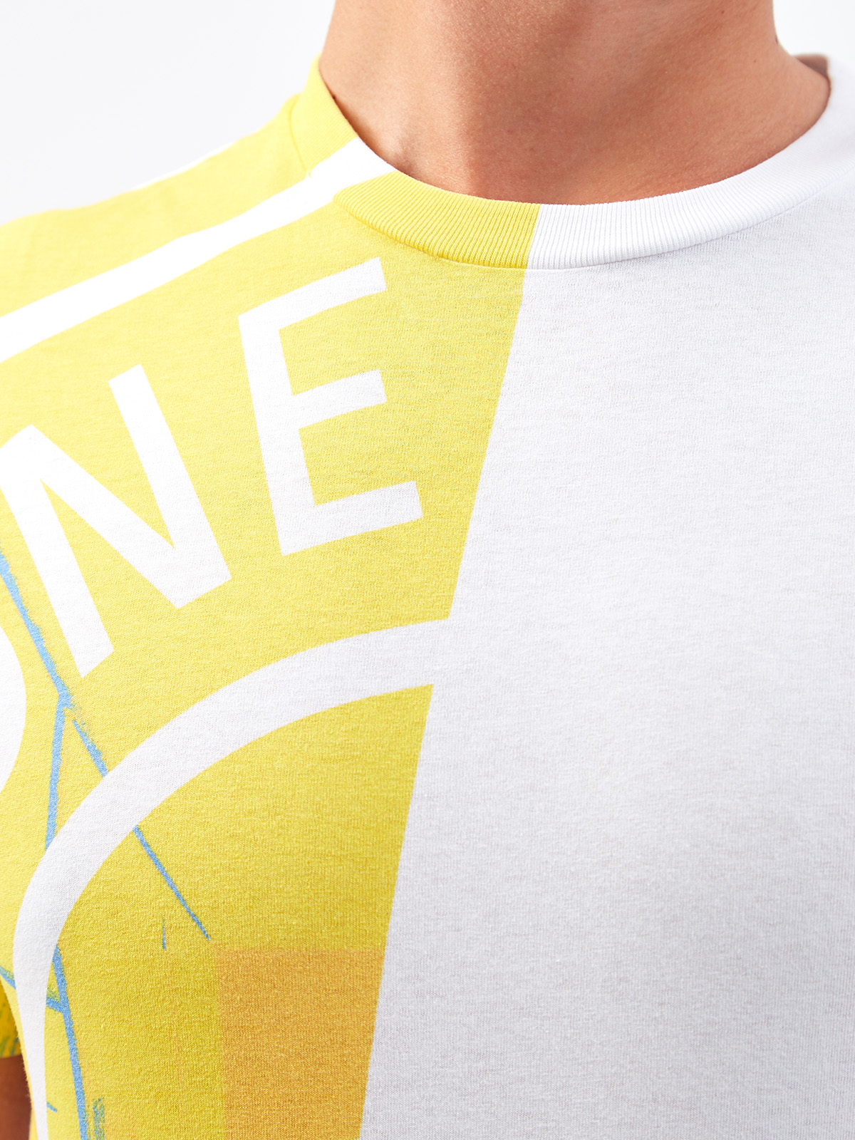 Хлопковая футболка с динамичным макро-принтом STONE ISLAND, цвет белый, размер S;M;L;XL;2XL;3XL - фото 5