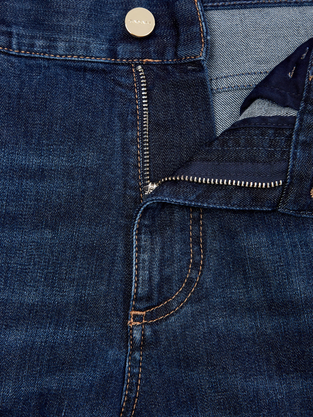 Окрашенные вручную джинсы с нашивкой из зернистой кожи CANALI, цвет синий, размер 48;50;52;54;56 - фото 6