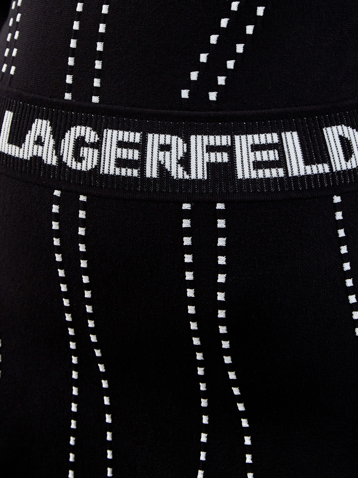 Платье из эластичного трикотажа EcoVero с контрастной отстрочкой KARL LAGERFELD, цвет черный, размер S;M;L - фото 5
