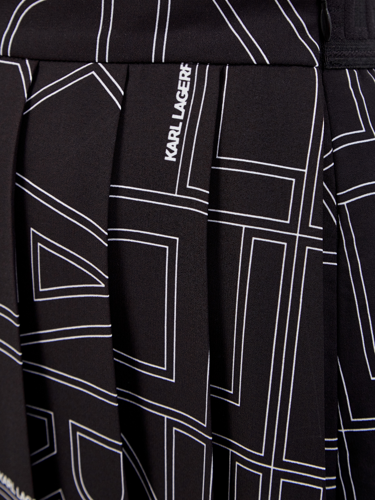 Плиссированная юбка-мини с контрастным принтом K/logo KARL LAGERFELD, цвет черный, размер XS;S;M;L Плиссированная юбка-мини с контрастным принтом K/logo - фото 5