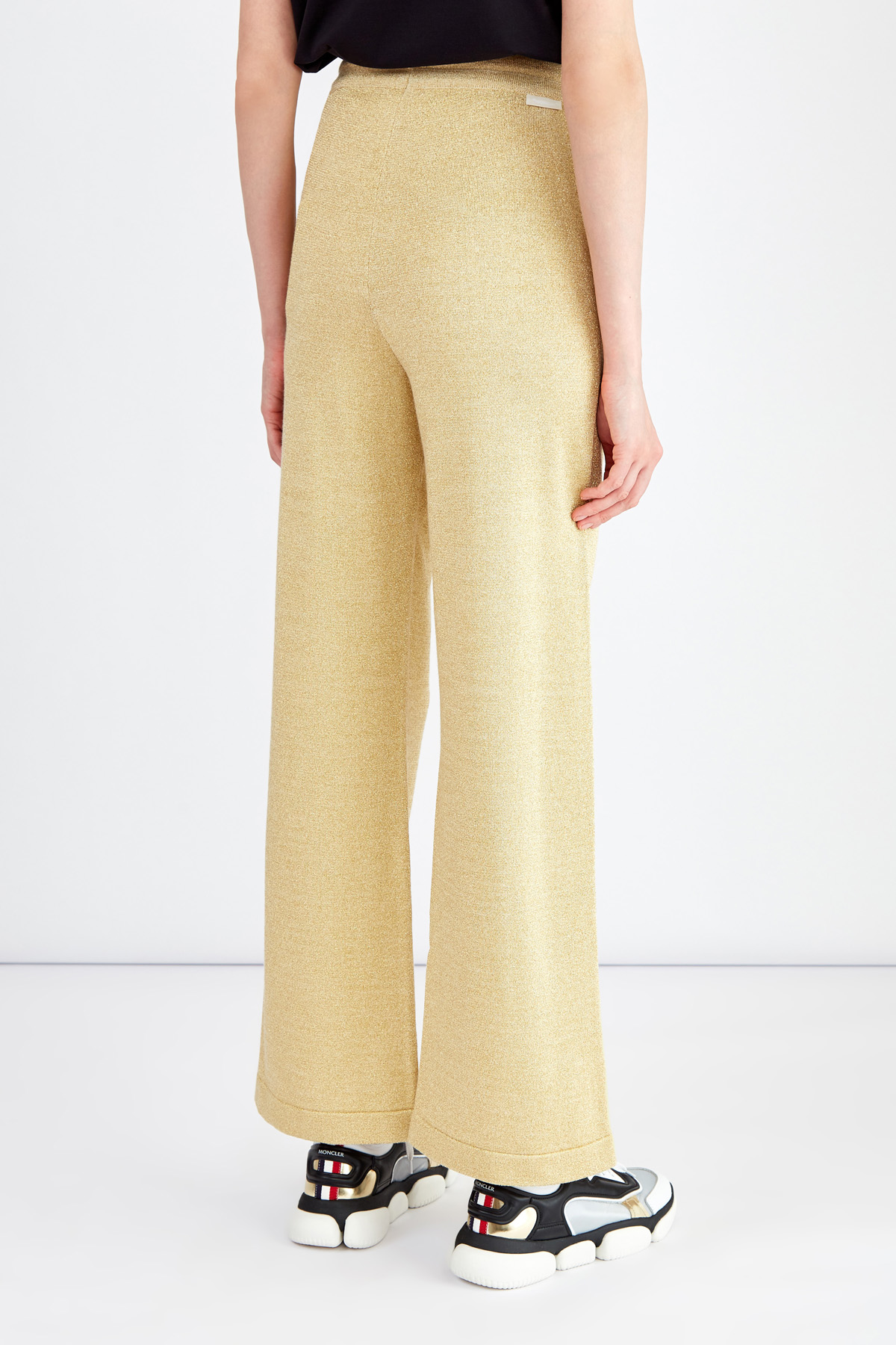 Широкие брюки из мерцающей пряжи с люрексом золотистого цвета MONCLER, размер 42 - фото 4