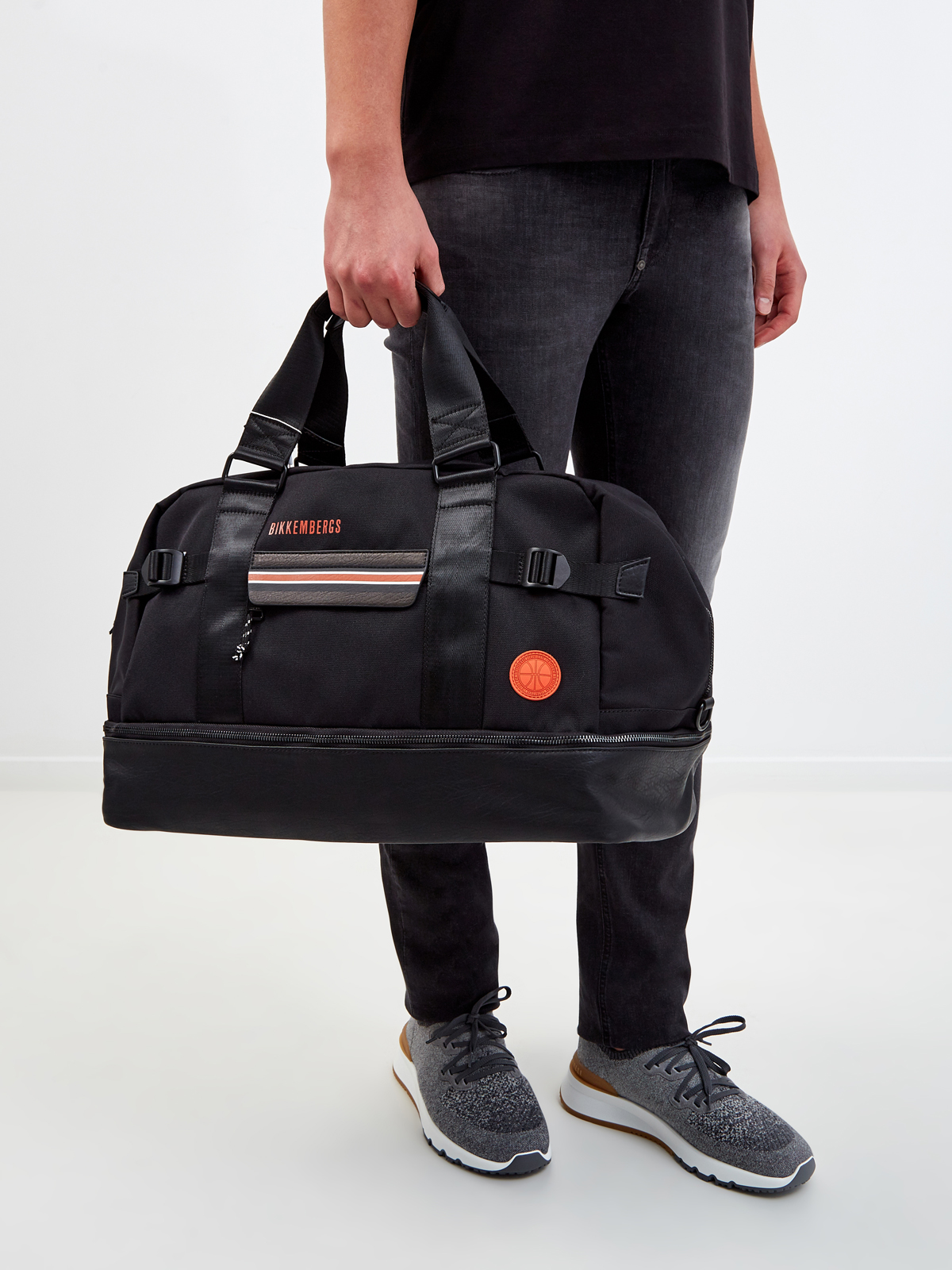 Дорожная сумка из технической ткани с контрастными деталями BIKKEMBERGS, цвет черный, размер 5;6;7;8;9 - фото 2