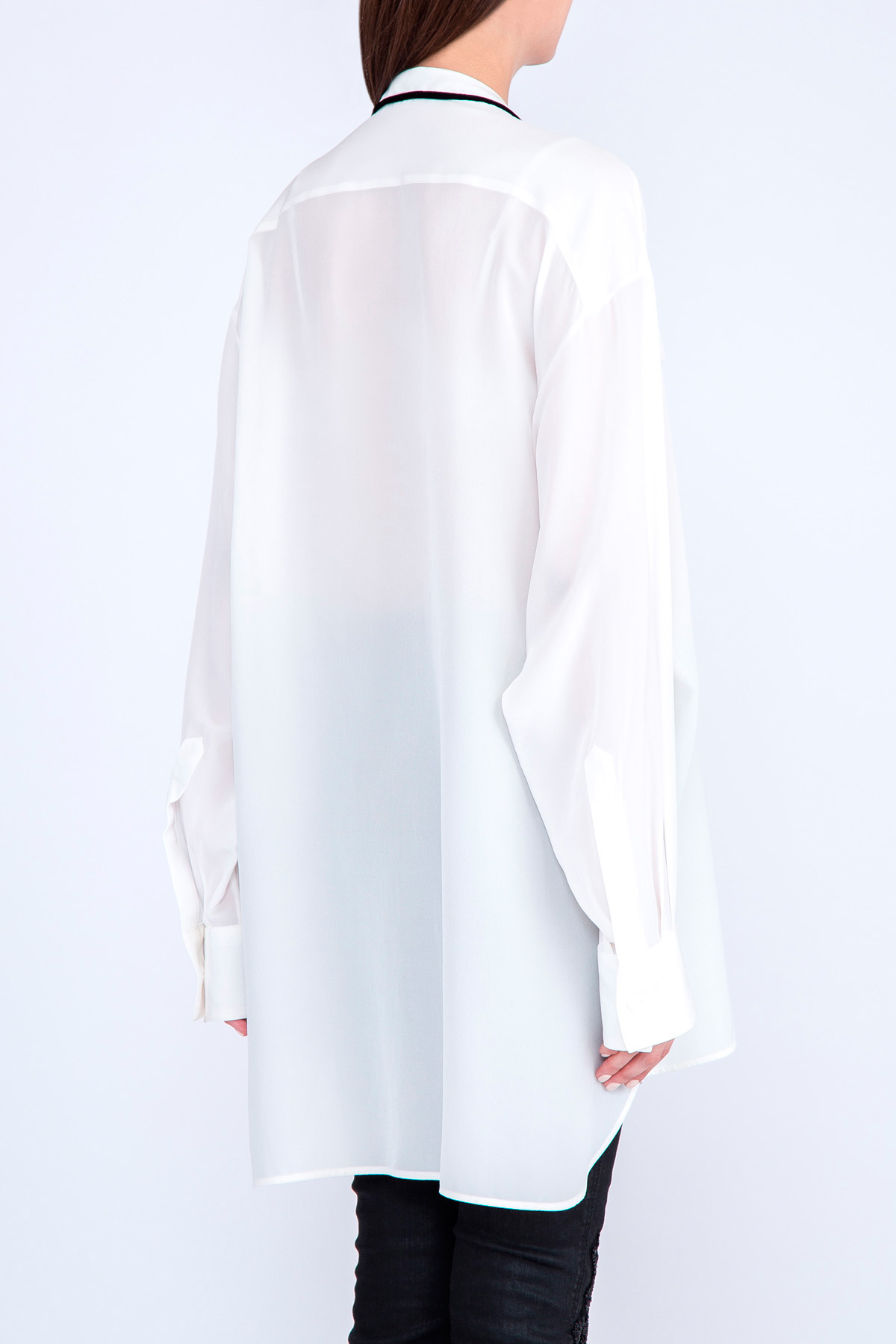 Шелковая блуза oversize-кроя с манишкой и бархатной отделкой ворота ERMANNO SCERVINO, цвет белый, размер 46 - фото 4