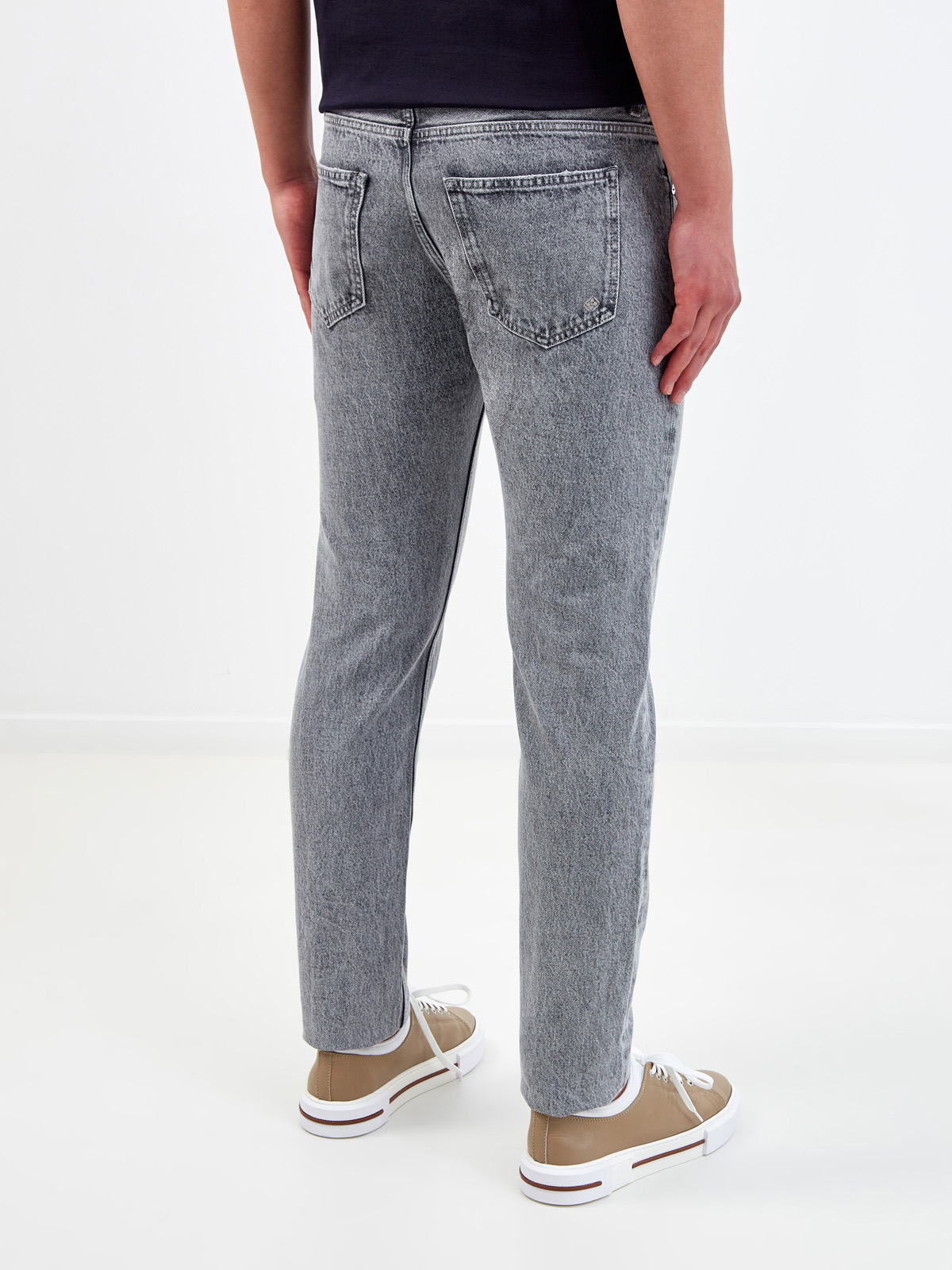 Окрашенные вручную джинсы-slim с литой фурнитурой ELEVENTY, цвет серый, размер 44;46;50;48;52 - фото 4