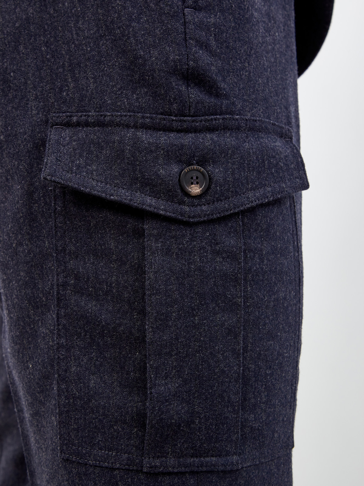 Брюки из смесовой шерсти с карманами в стиле карго PESERICO, цвет синий, размер 48;50;52;54 - фото 5