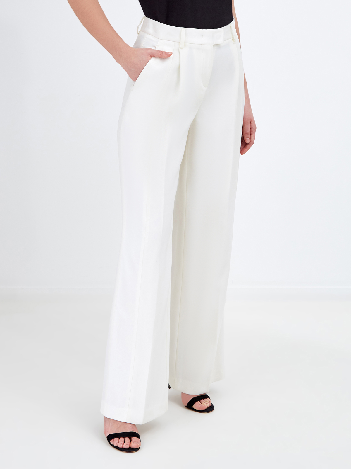Прямые брюки из тонкой шерстяной ткани с символикой LORENA ANTONIAZZI, цвет белый, размер 40;42 - фото 4