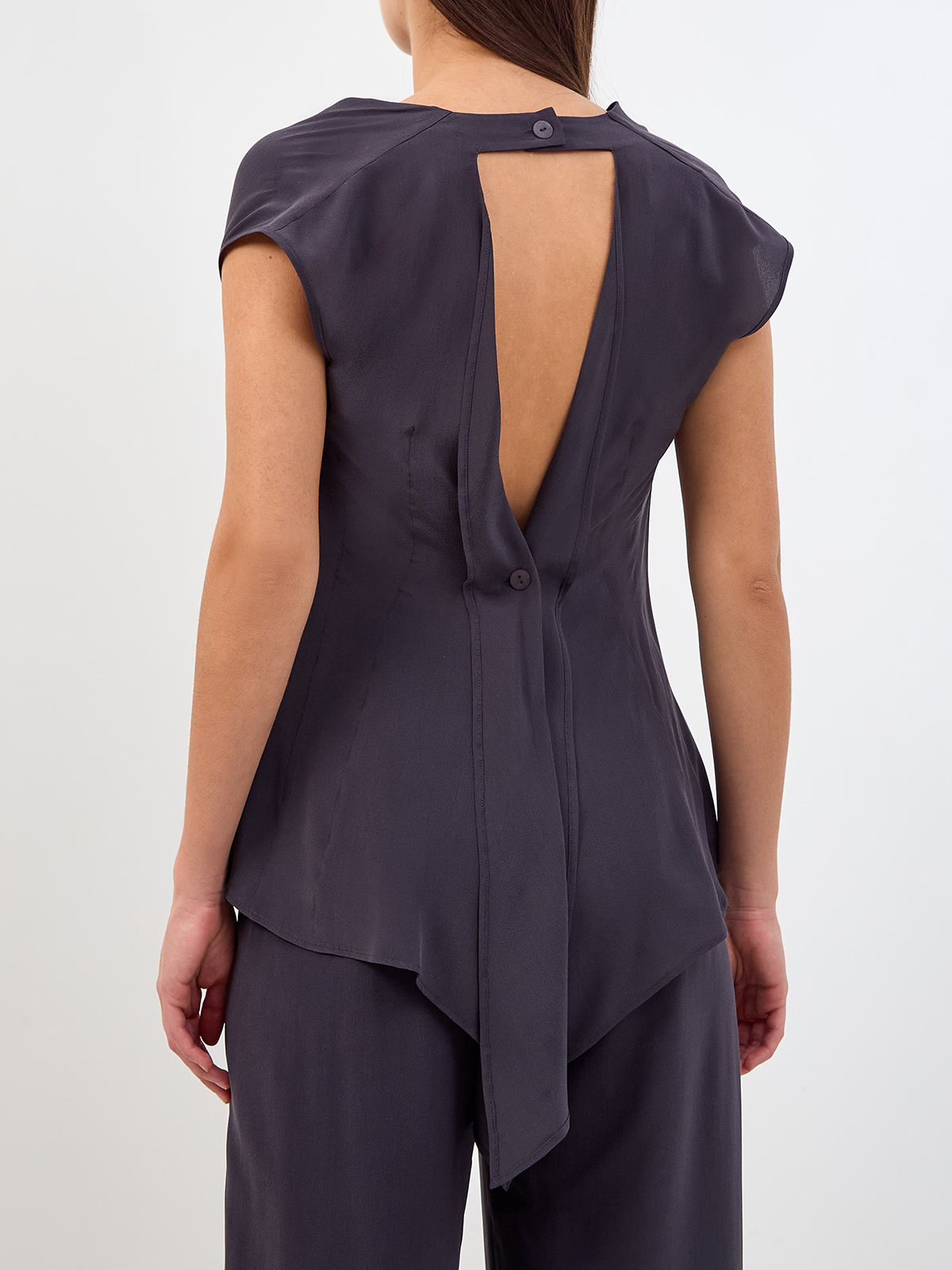 Асимметричная блуза из струящегося шелка с вырезом на спинке GENTRYPORTOFINO, цвет синий, размер 40;42;44 - фото 4
