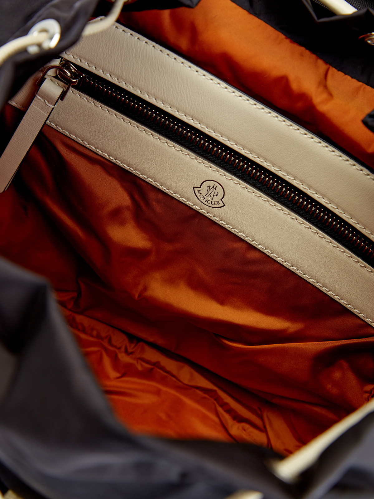 Нейлоновый рюкзак Dauphine с отделкой из матовой кожи MONCLER, цвет черный, размер 5;6;7;9 - фото 7