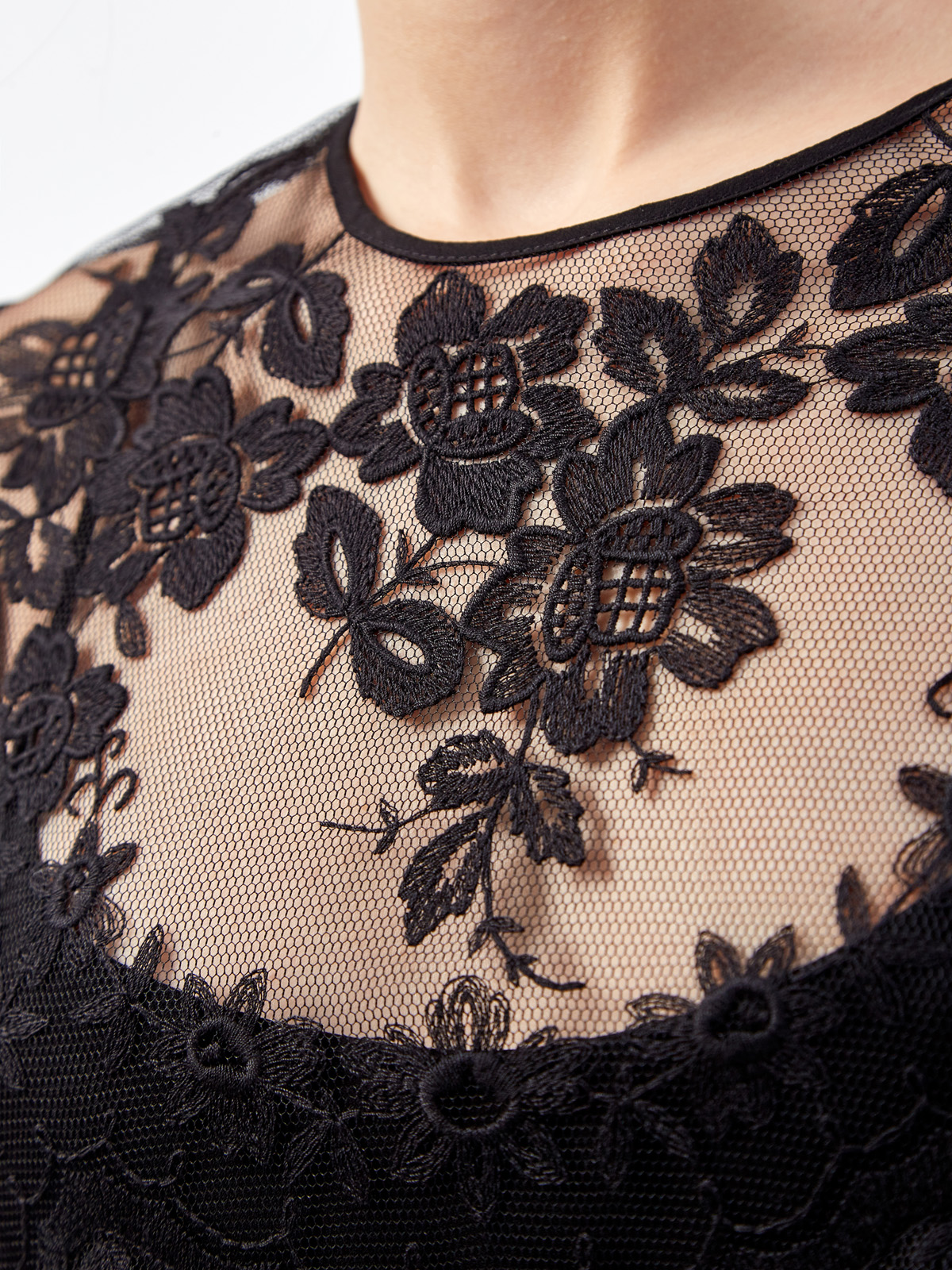 Платье из шелка и тюля с кружевной вышивкой REDVALENTINO, цвет черный, размер 2XL;XL - фото 3