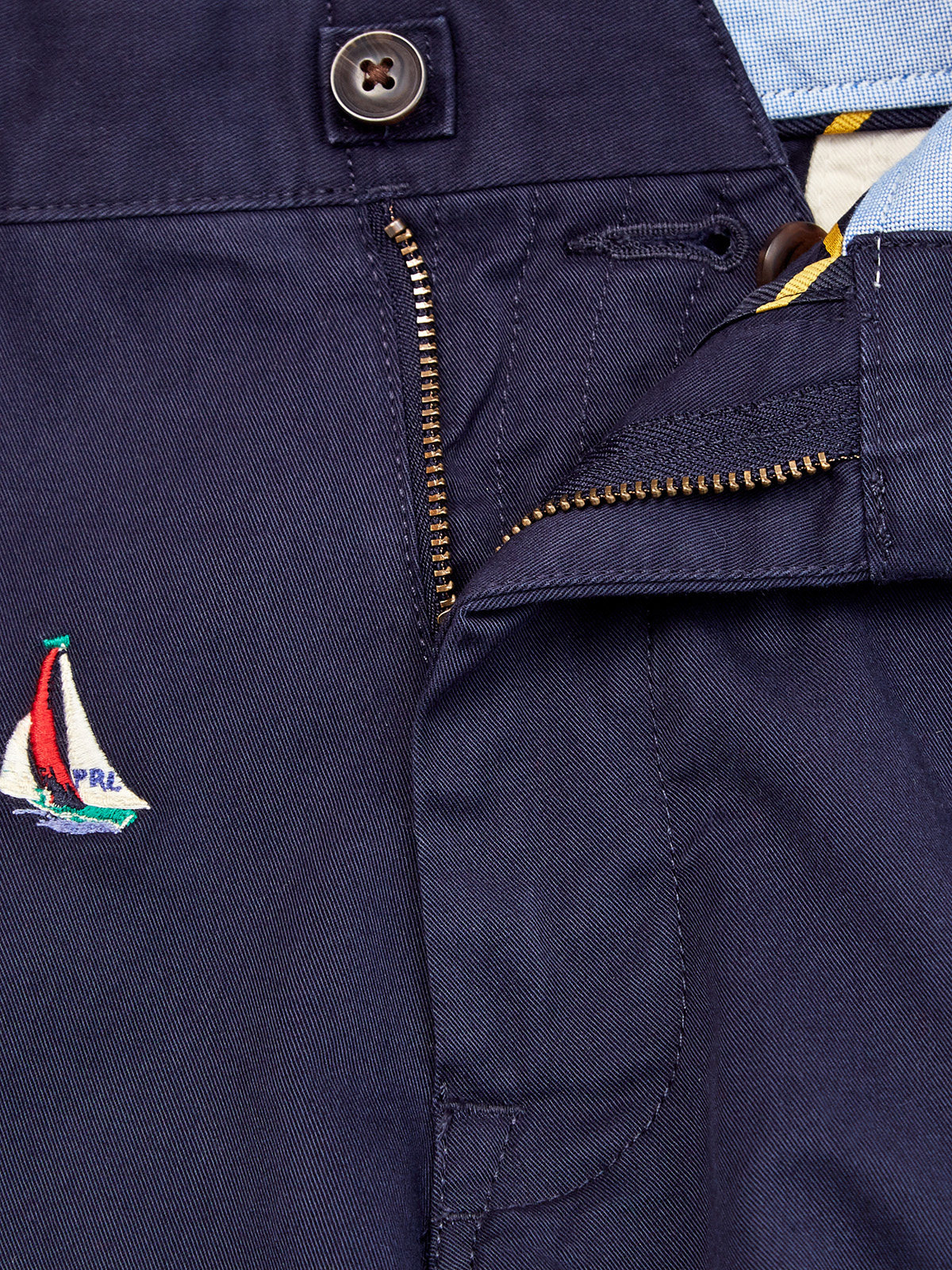 Брюки Slim Fit с вышивкой в морском стиле