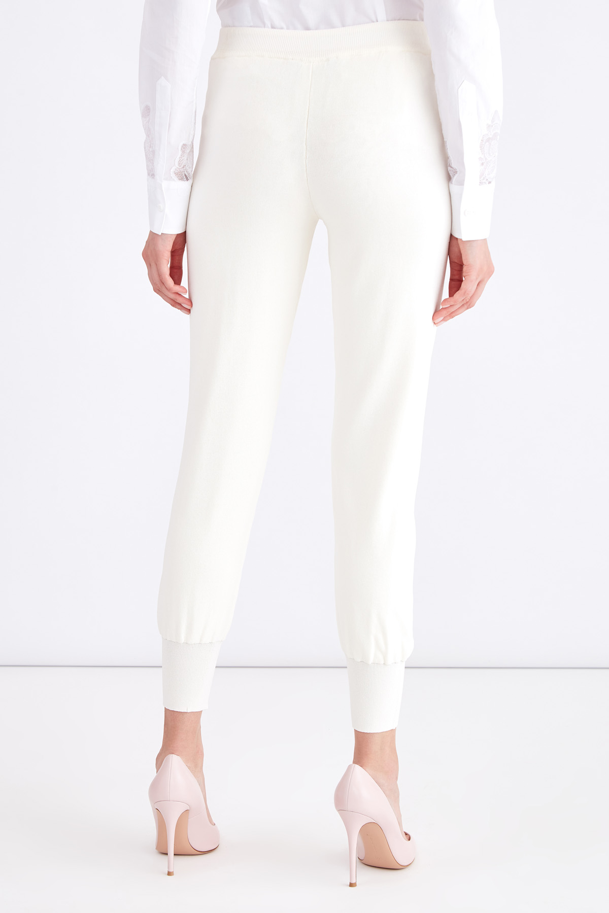 Минималистичные брюки-джоггеры из мягкой пряжи ERMANNO SCERVINO, цвет белый, размер 42;44 - фото 4