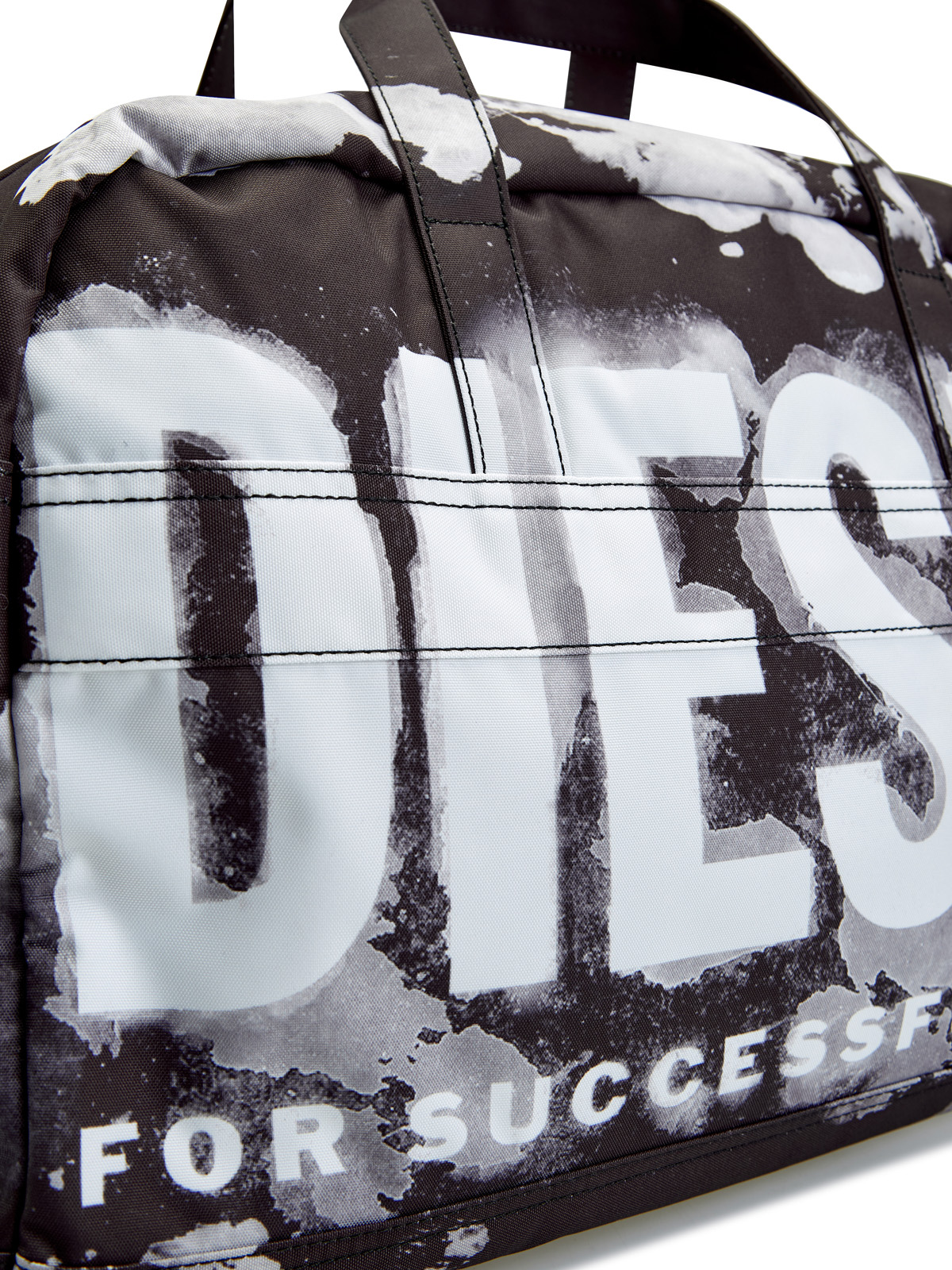 Спортивная сумка Rave Duffle с принтом и съемным ремнем DIESEL, цвет черный, размер 40;41;42;43;44;45 - фото 5
