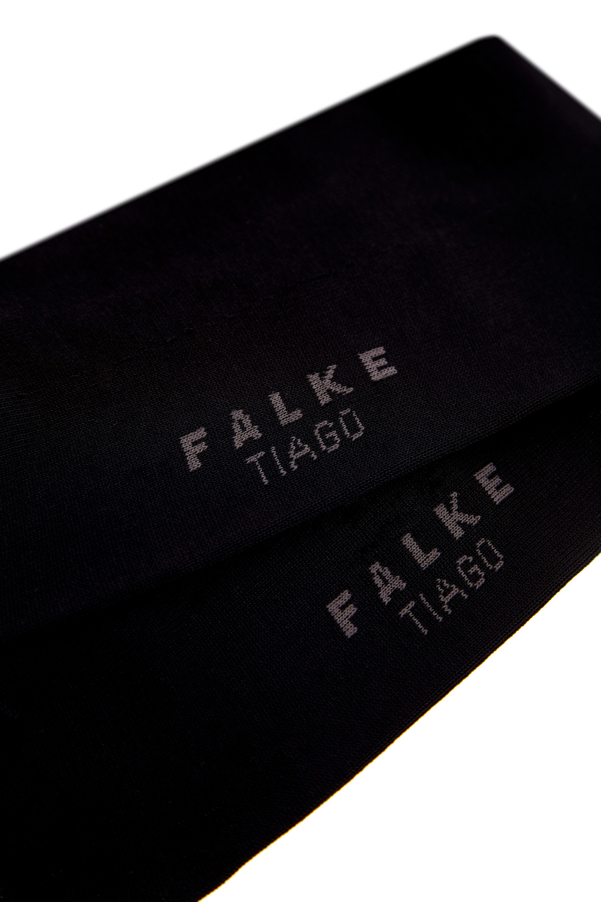 Классические черные носки из пряжи двухслойного скручивания FALKE, цвет черный, размер 44 - фото 2