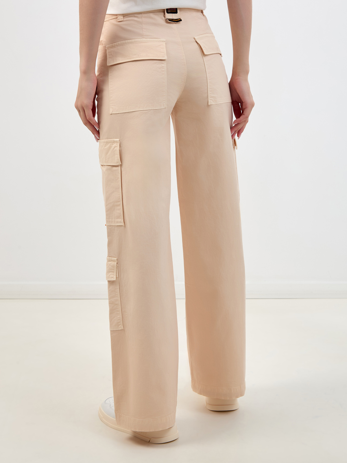 Свободные брюки-карго Lela из хлопкового твила Pima PARAJUMPERS, цвет бежевый - фото 4