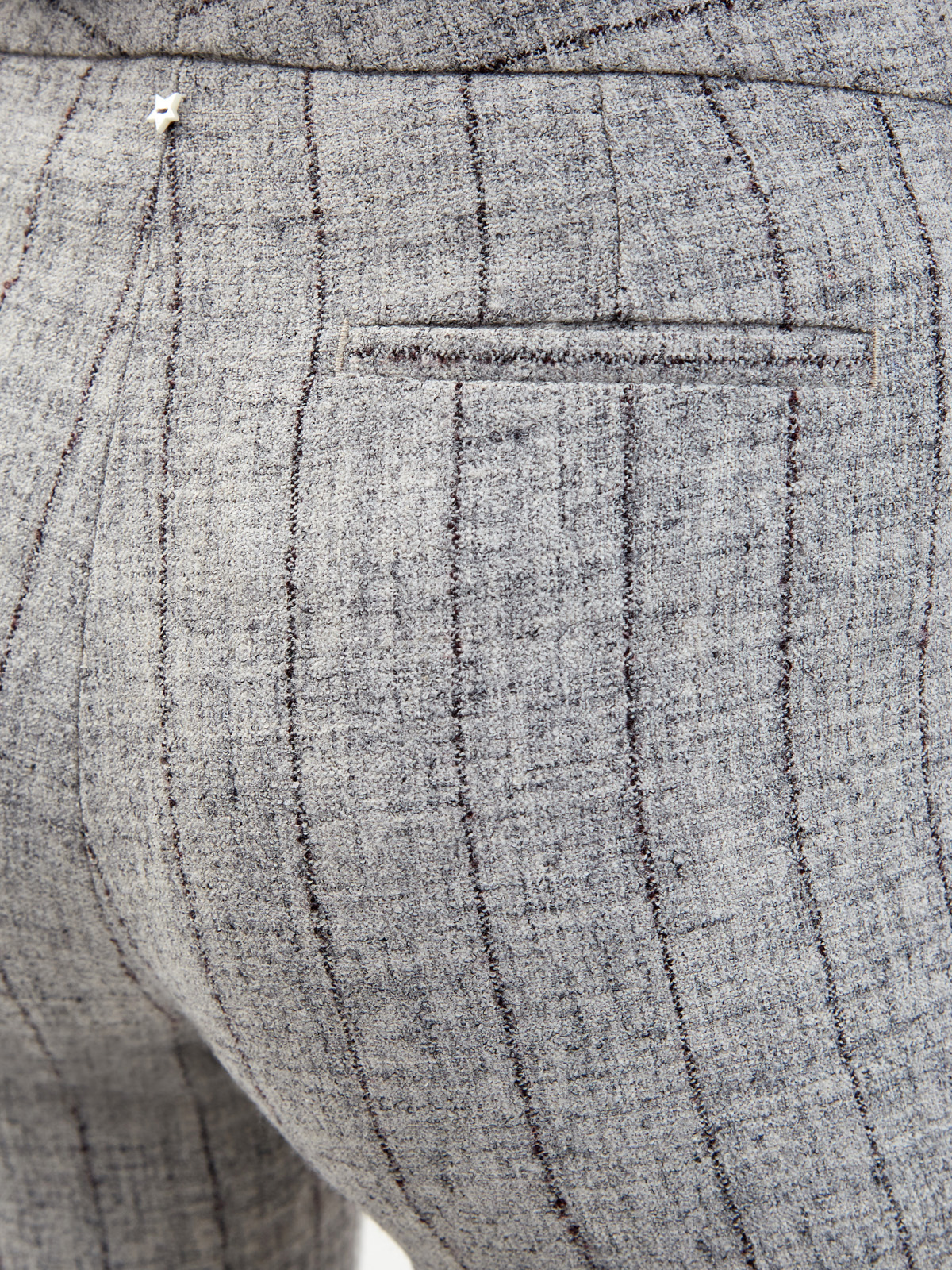 Брюки в классическом стиле из шерсти и льна с неоднородным эффектом LORENA ANTONIAZZI, цвет серый, размер 38;42;46 - фото 6