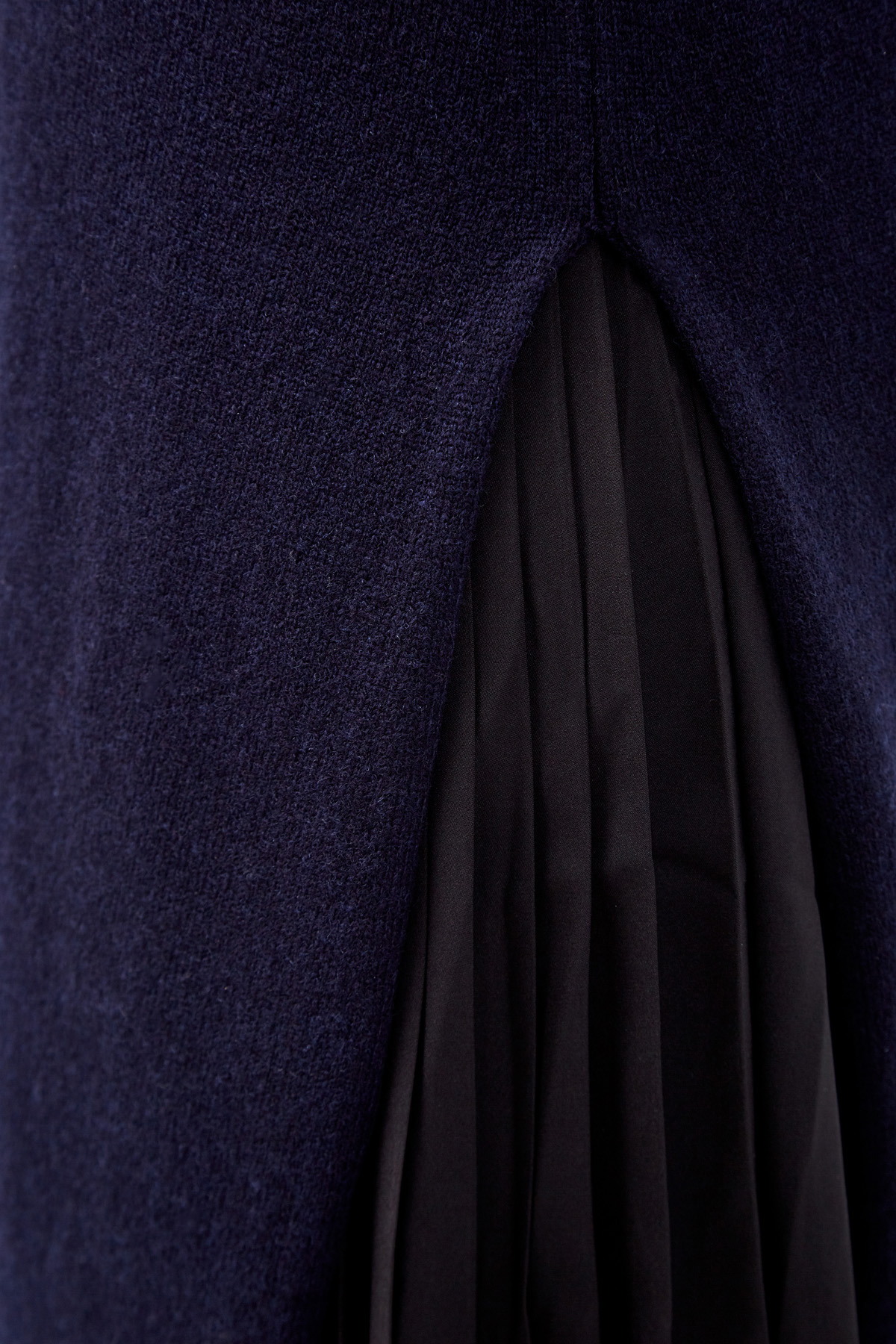 Шерстяное платье из пряжи Platinum с комбинацией FABIANA FILIPPI, цвет синий, размер 42;44 - фото 6