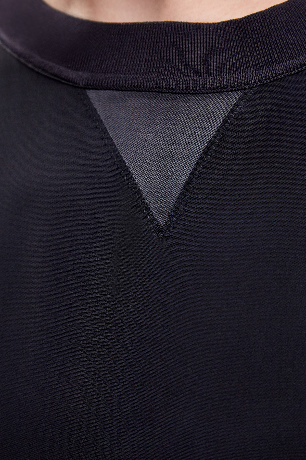 Платье-свитшот из плотной ткани с разрезами по бокам KARL LAGERFELD, цвет черный, размер XL - фото 4