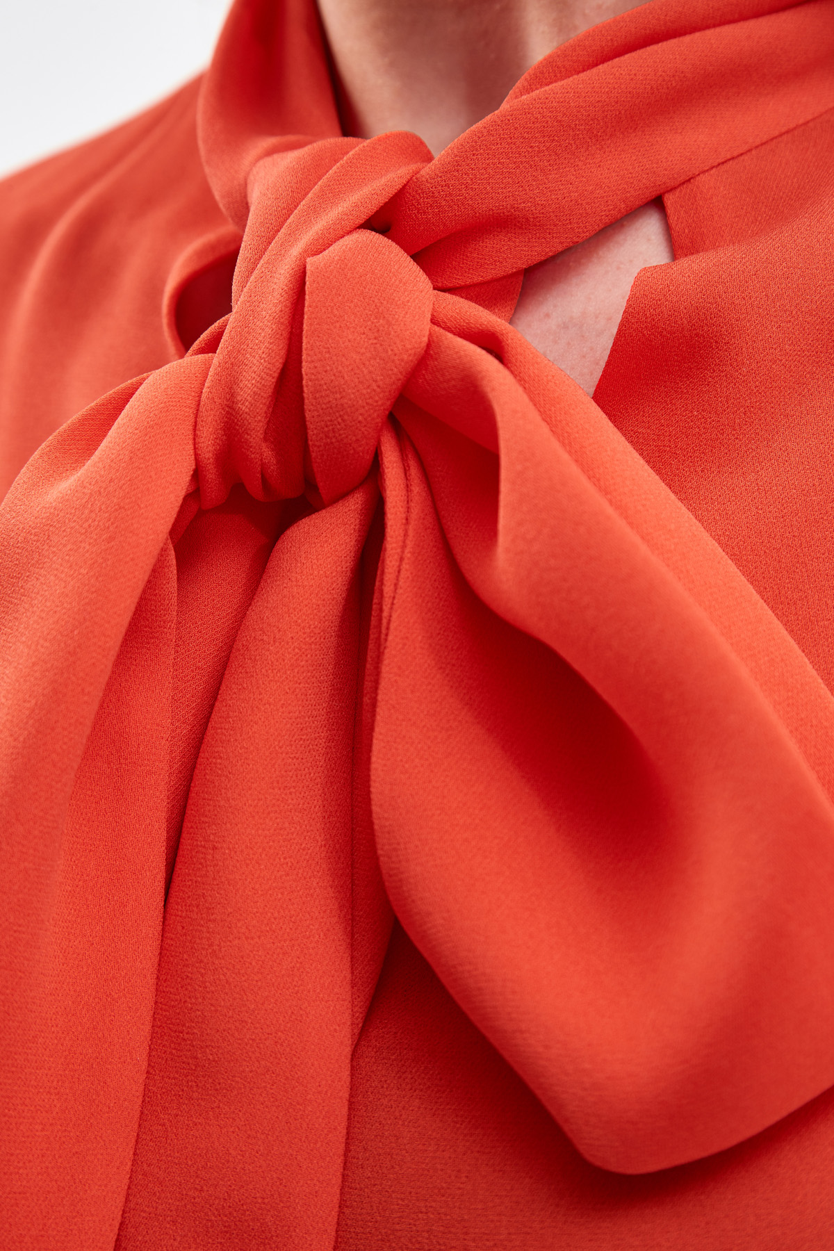 Шелковая блуза из коллекции Neonature с рукавами-клеш VALENTINO, цвет оранжевый, размер 40;42;44;38 - фото 5